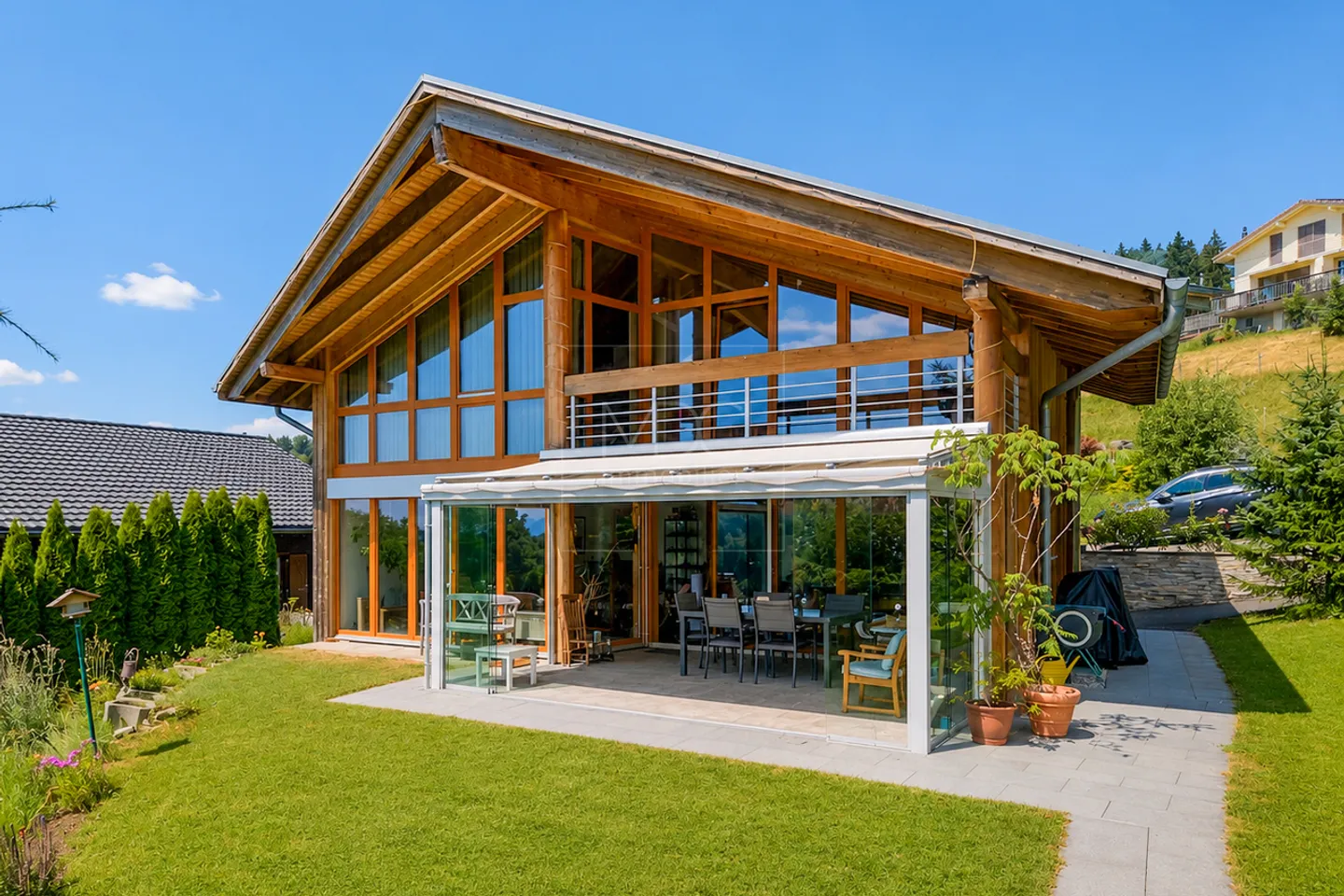Schönes zeitgenössisches Chalet mit Panoramablick in Châtel-St-Denis - Foto 1 von 20