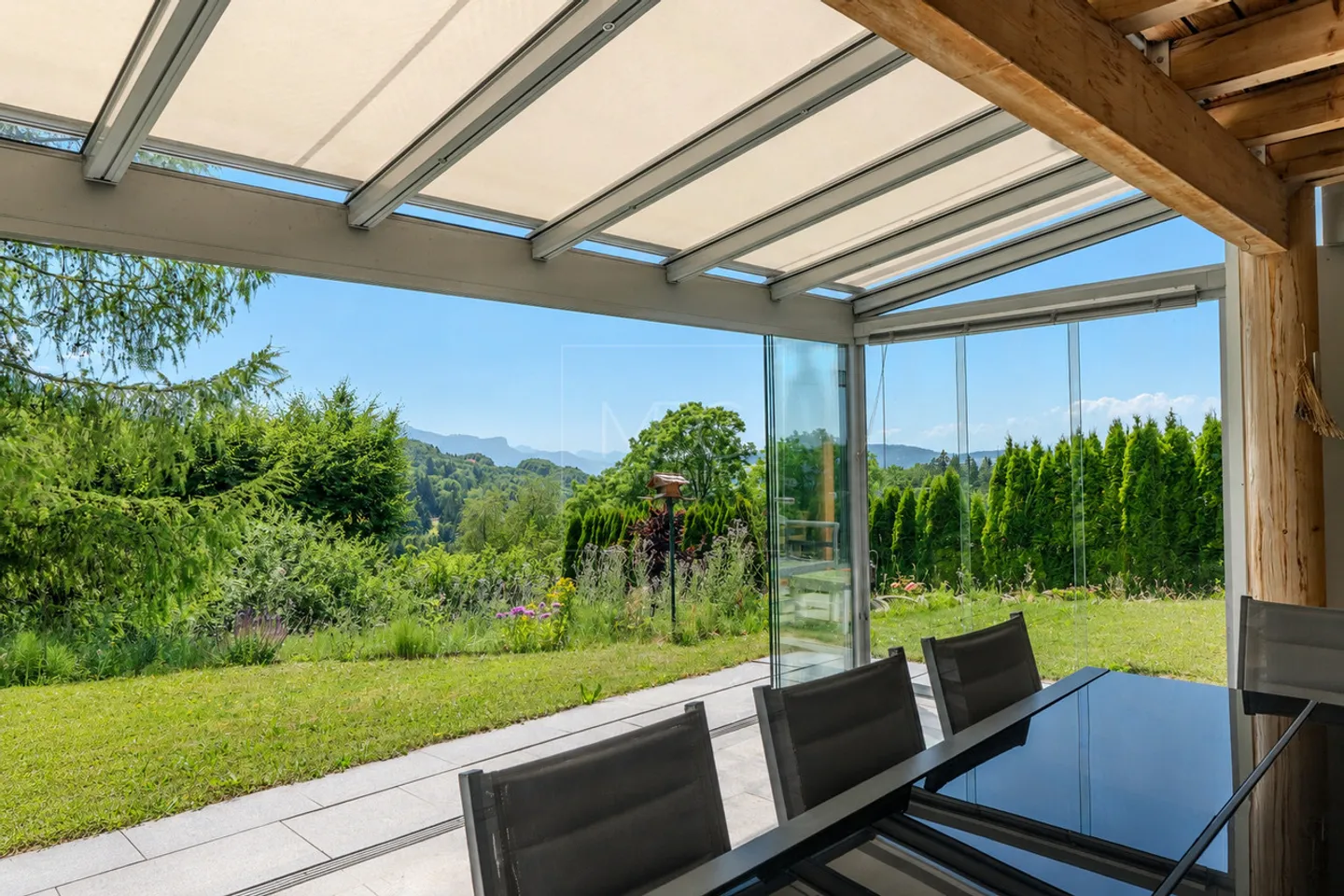 Schönes zeitgenössisches Chalet mit Panoramablick in Châtel-St-Denis - Foto 17 von 20