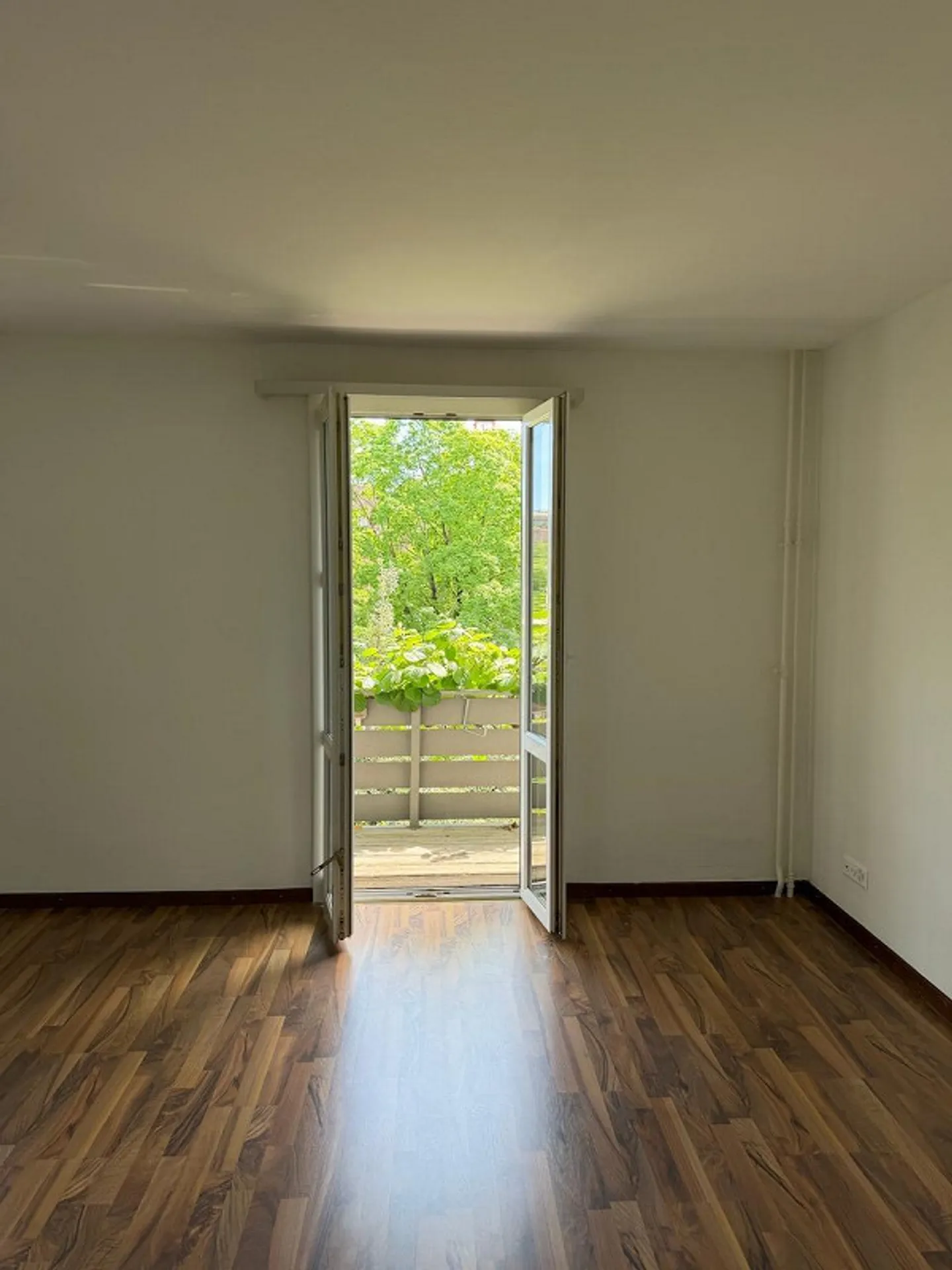 Unique Opportunity - 6-Room Apartment in Central Location - Photo 7 of 12