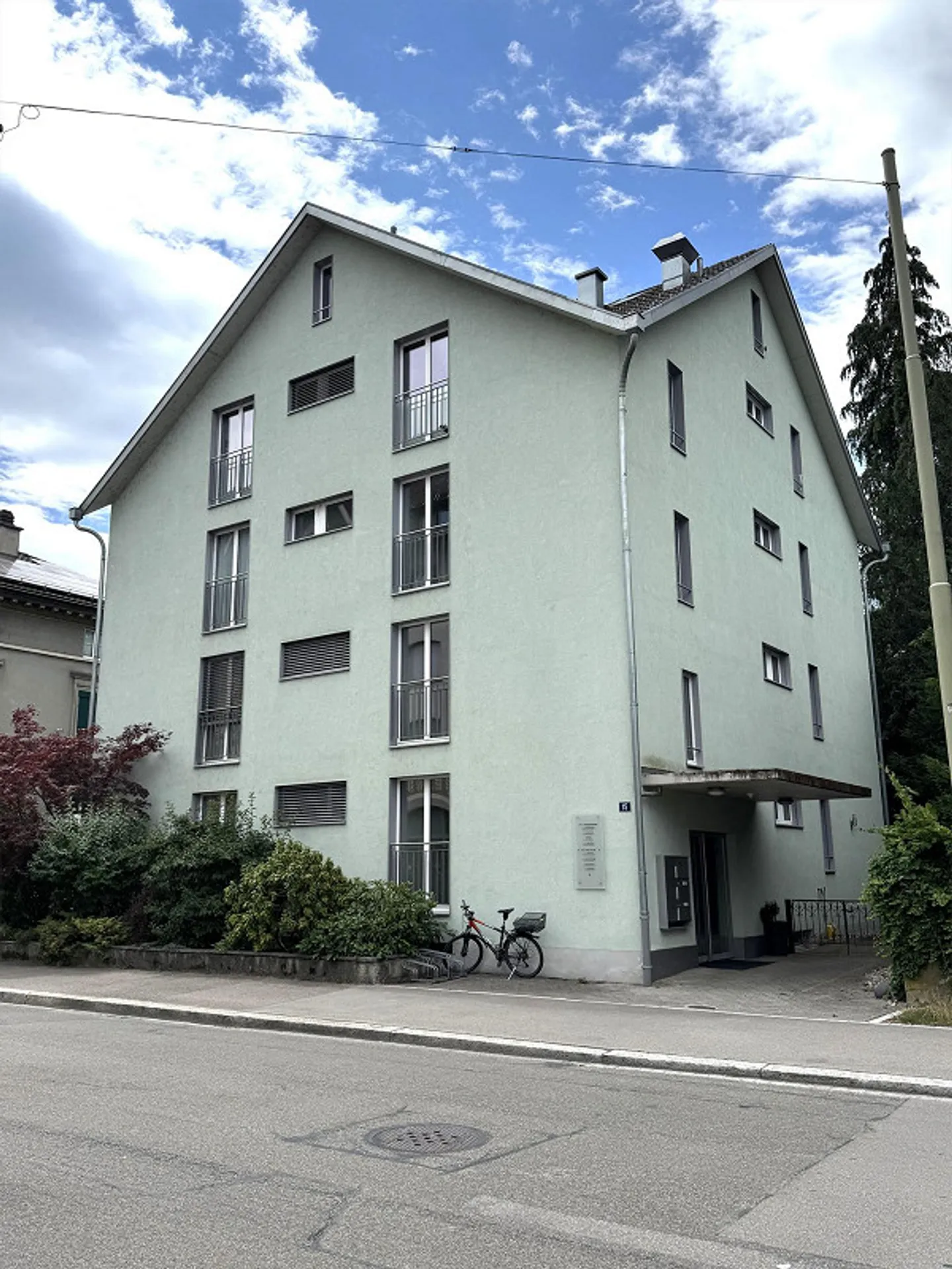 Ufficio moderno e luminoso in posizione centrale a Winterthur - Foto 1 di 10