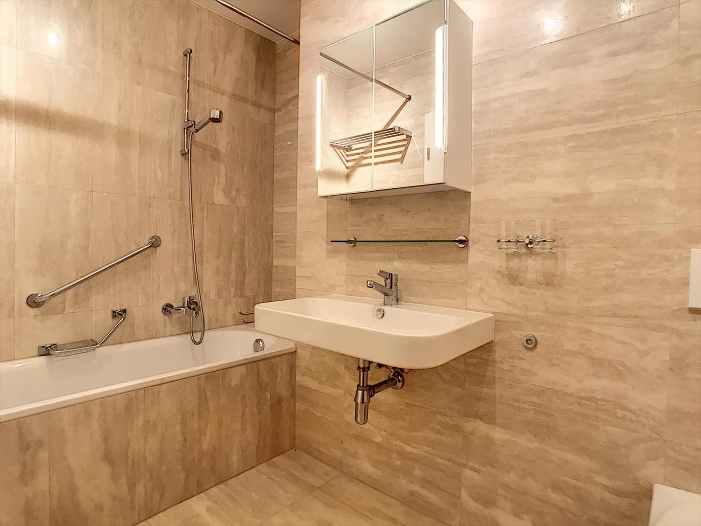 Wohnung mieten - Foto 6 von 10