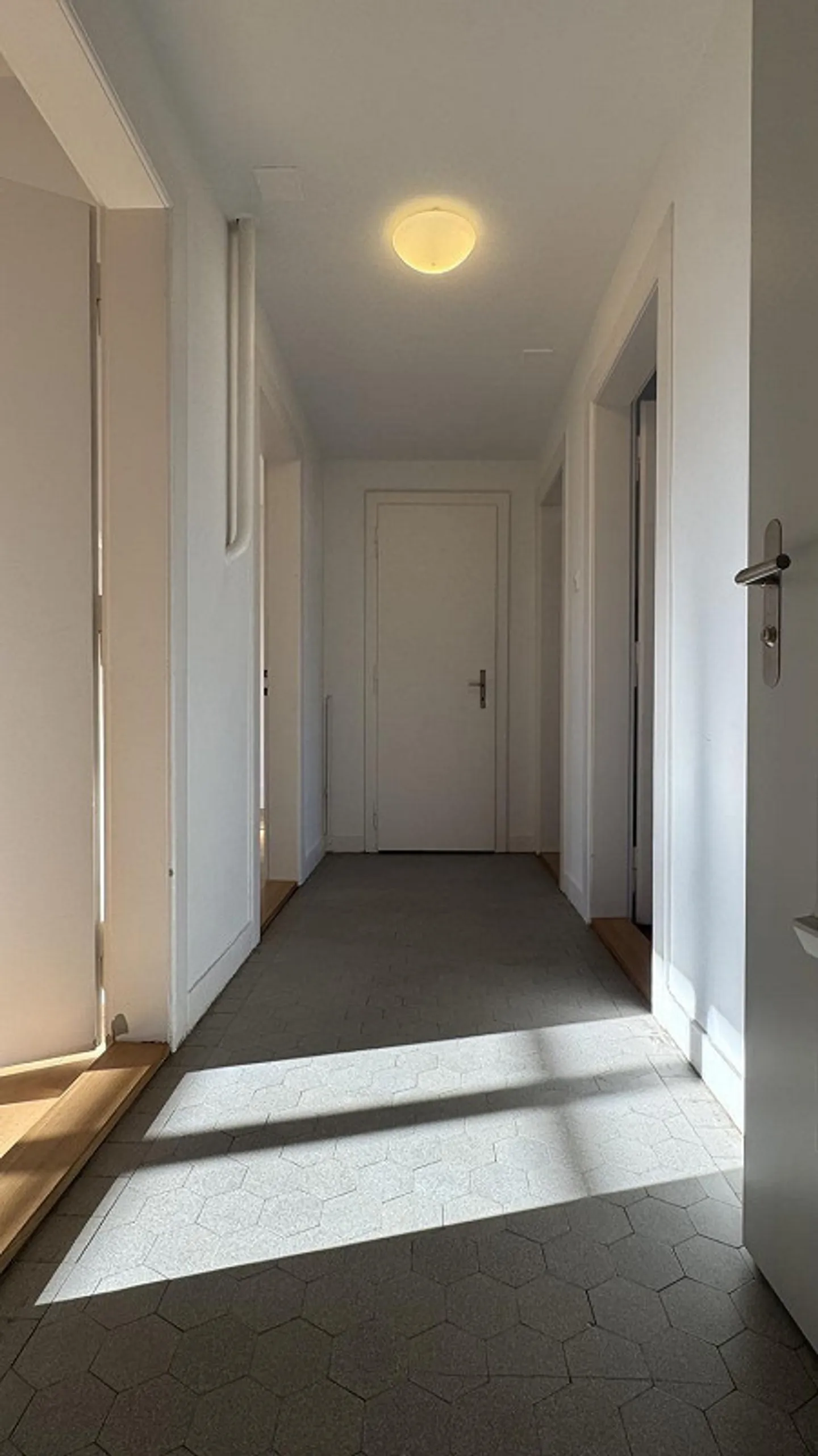 3-room apartment for rent - Photo 4 of 8