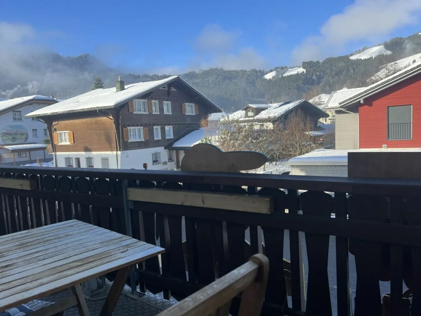 Beautiful location in the green - Photo 7 of 8