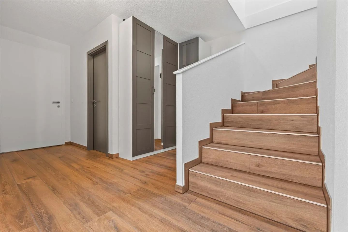 Villa jumelle de 5,5 pces, à Epalinges - Photo 5 sur 9