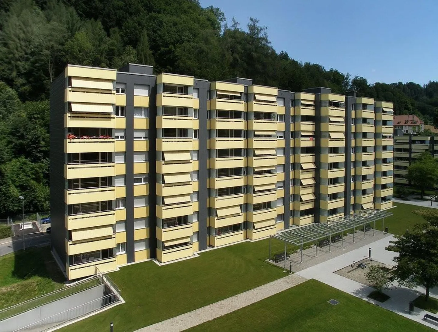 Familienwohnung mit tollen Annehmlichkeiten - Foto 1 von 12