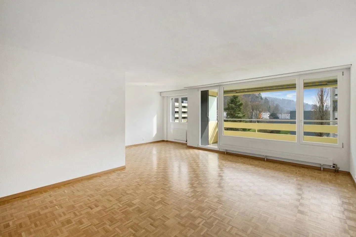 Familienwohnung mit tollen Annehmlichkeiten - Foto 2 von 12