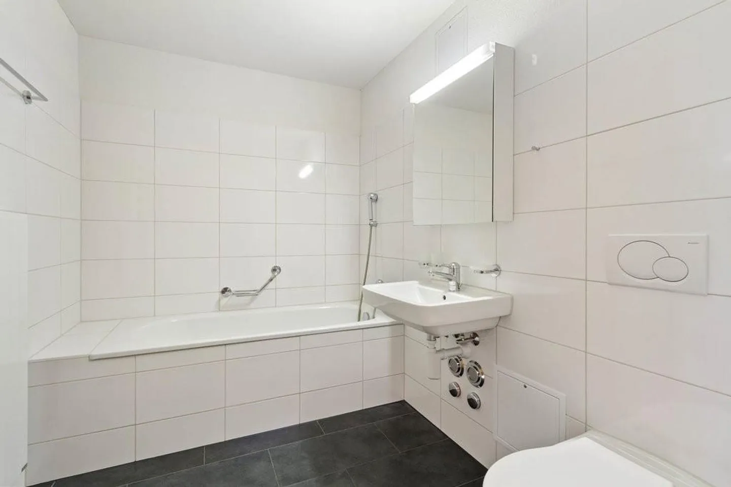 Familienwohnung mit tollen Annehmlichkeiten - Foto 6 von 12