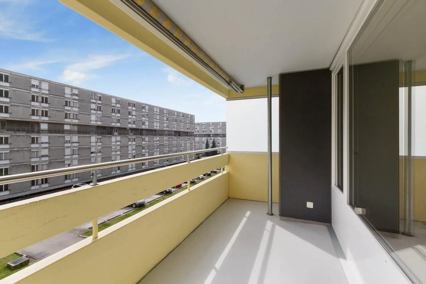 Familienwohnung mit tollen Annehmlichkeiten - Foto 3 von 12