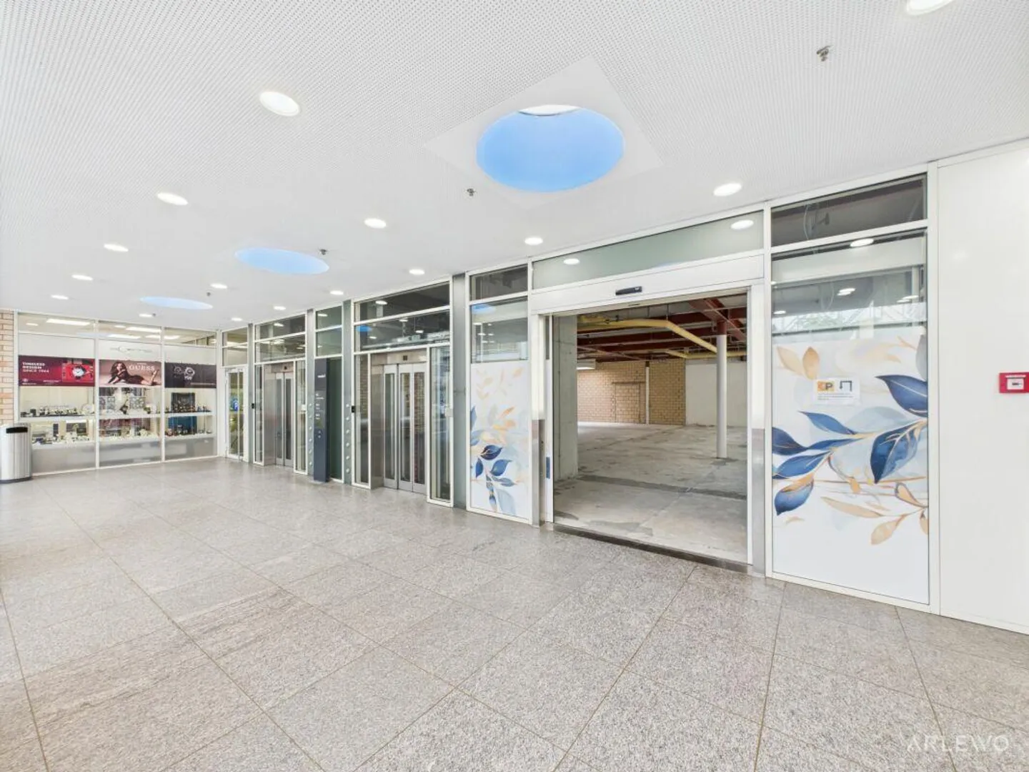 Spazio commerciale attraente nel Neudorf-Center di Cham - Foto 6 di 8