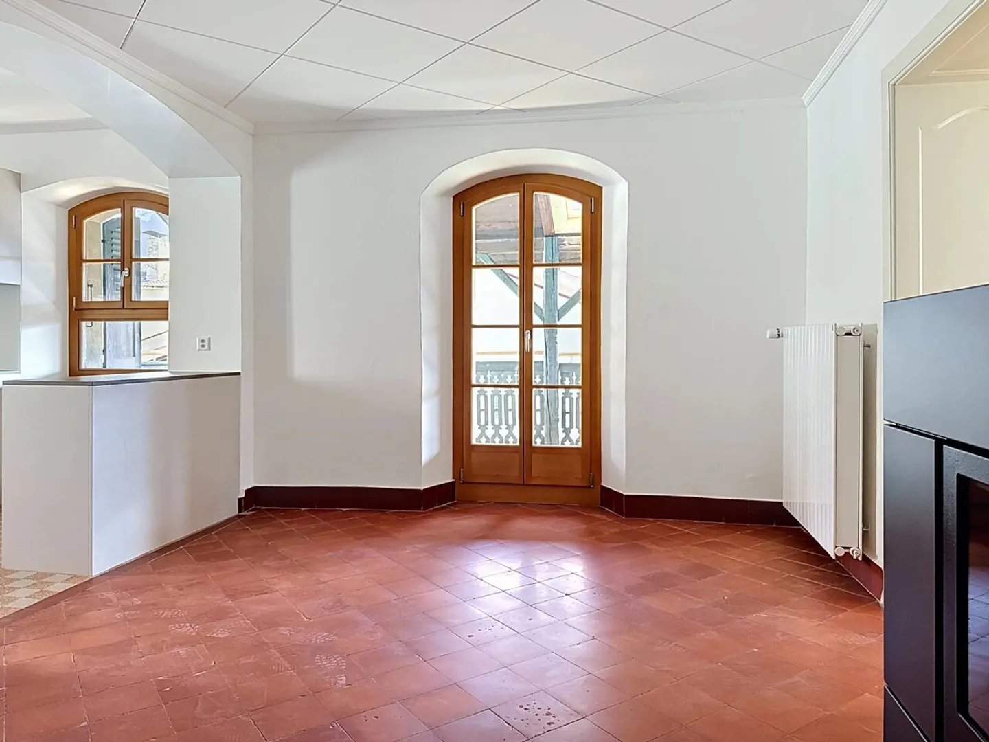 For rent: Renovated 4.5 rooms of 150 m² with garden, garage and panoramic view - Photo 4 of 13