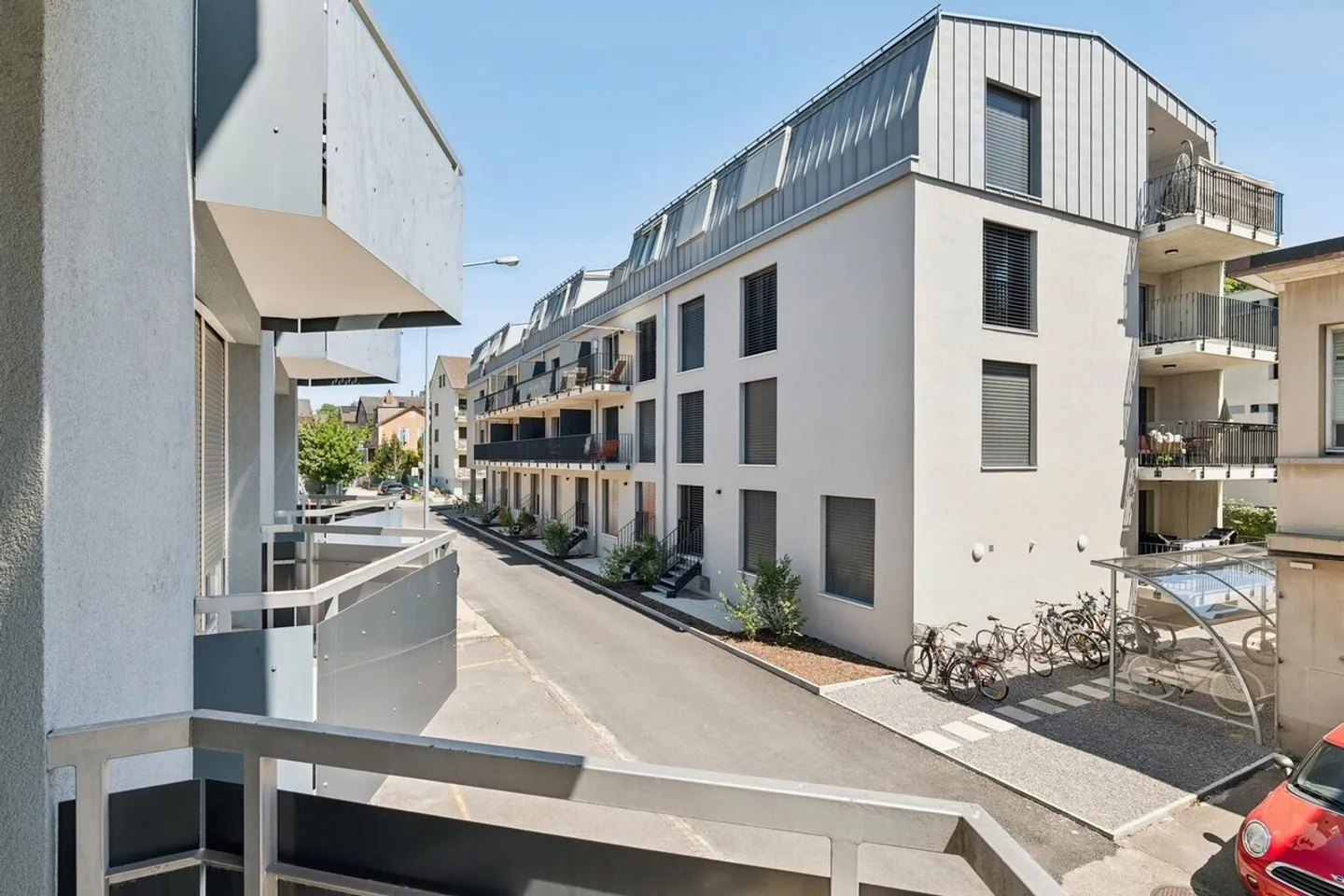 Super Location - Renovated - 2 Balconies - Photo 7 of 7