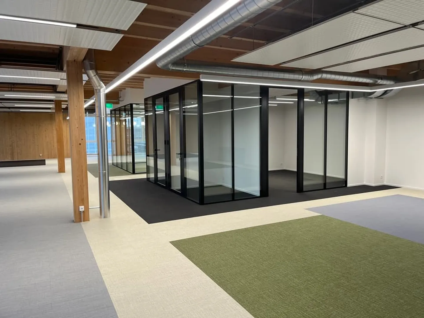 Equipped office plug and play new 310m2 in SPARK in Gland - Photo 6 of 13