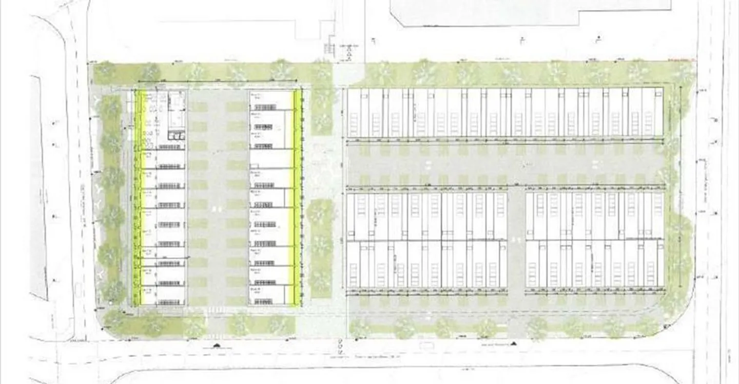 Mixed-use building for rent - Photo 4 of 13