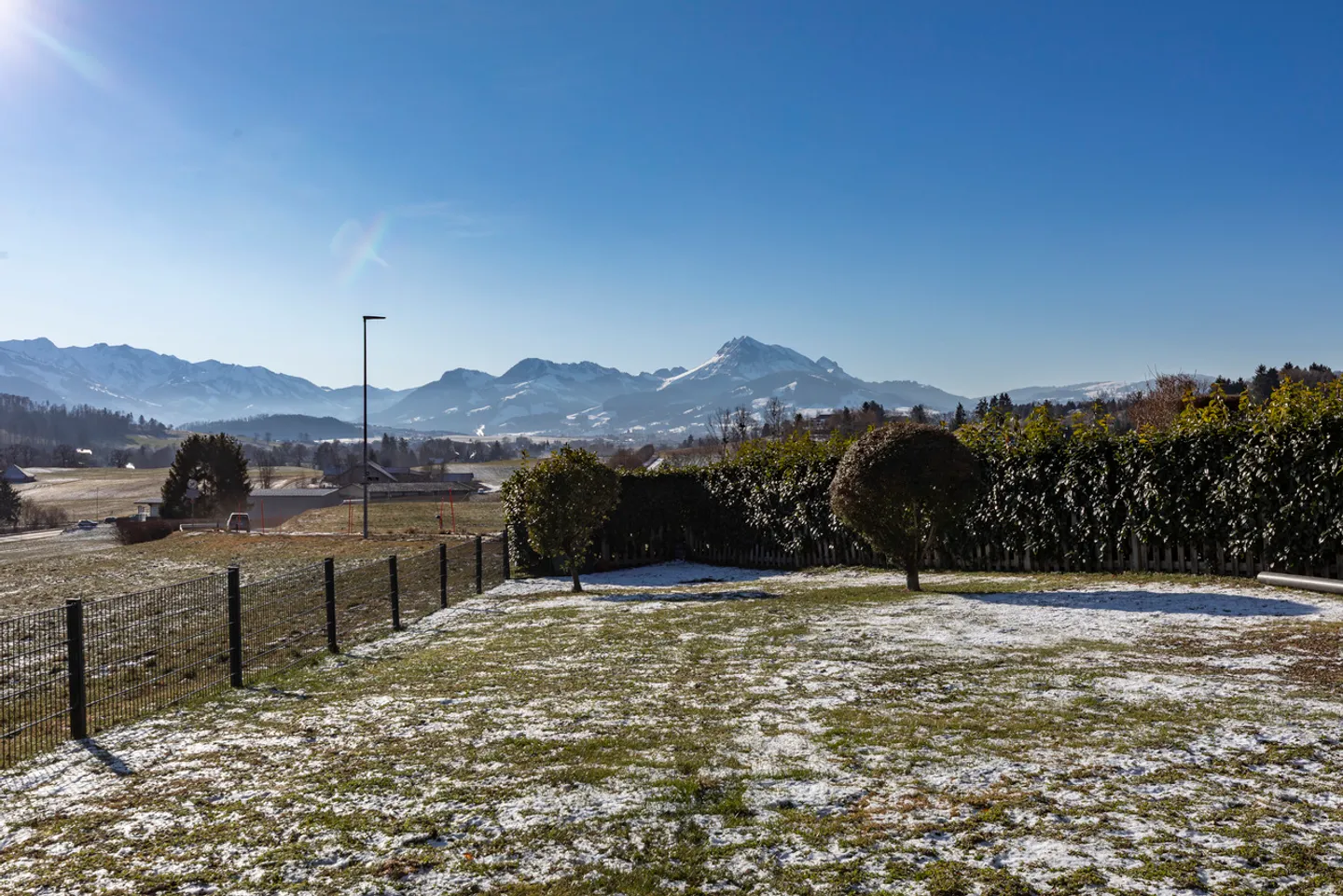 Magnifico appartamento di 5.5 stanze - vista panoramica sul lago e giardino di 420 m - Foto 5 di 9