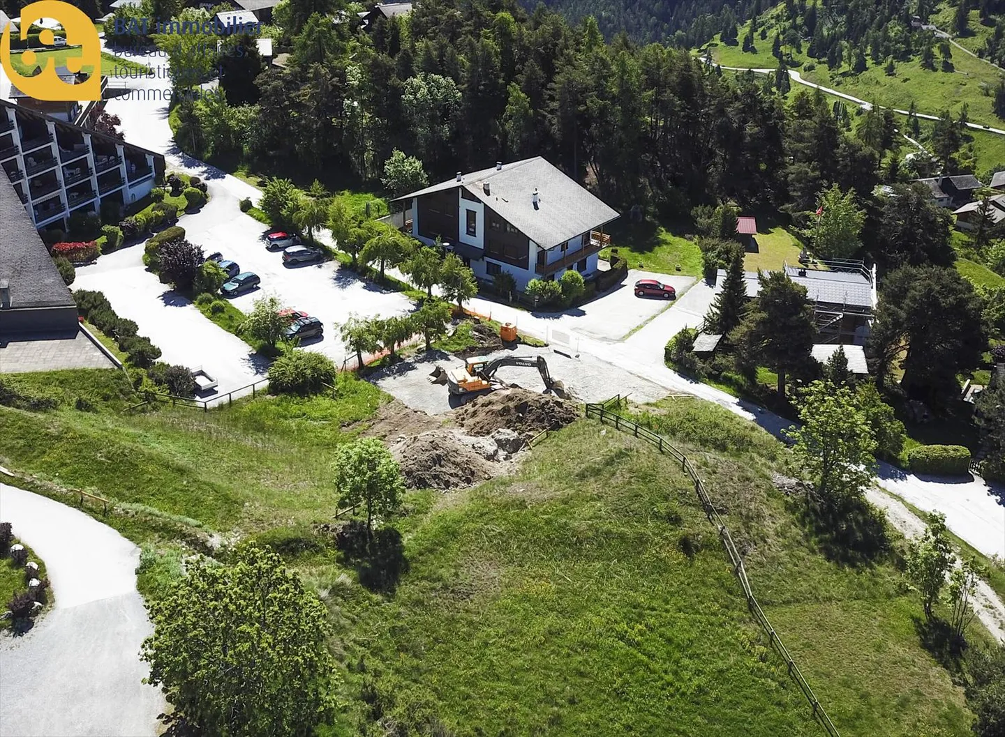Vercorin - "Roc d'Orzival B" | Two chalets in primary residence with garage-boxes - Photo 3 of 6