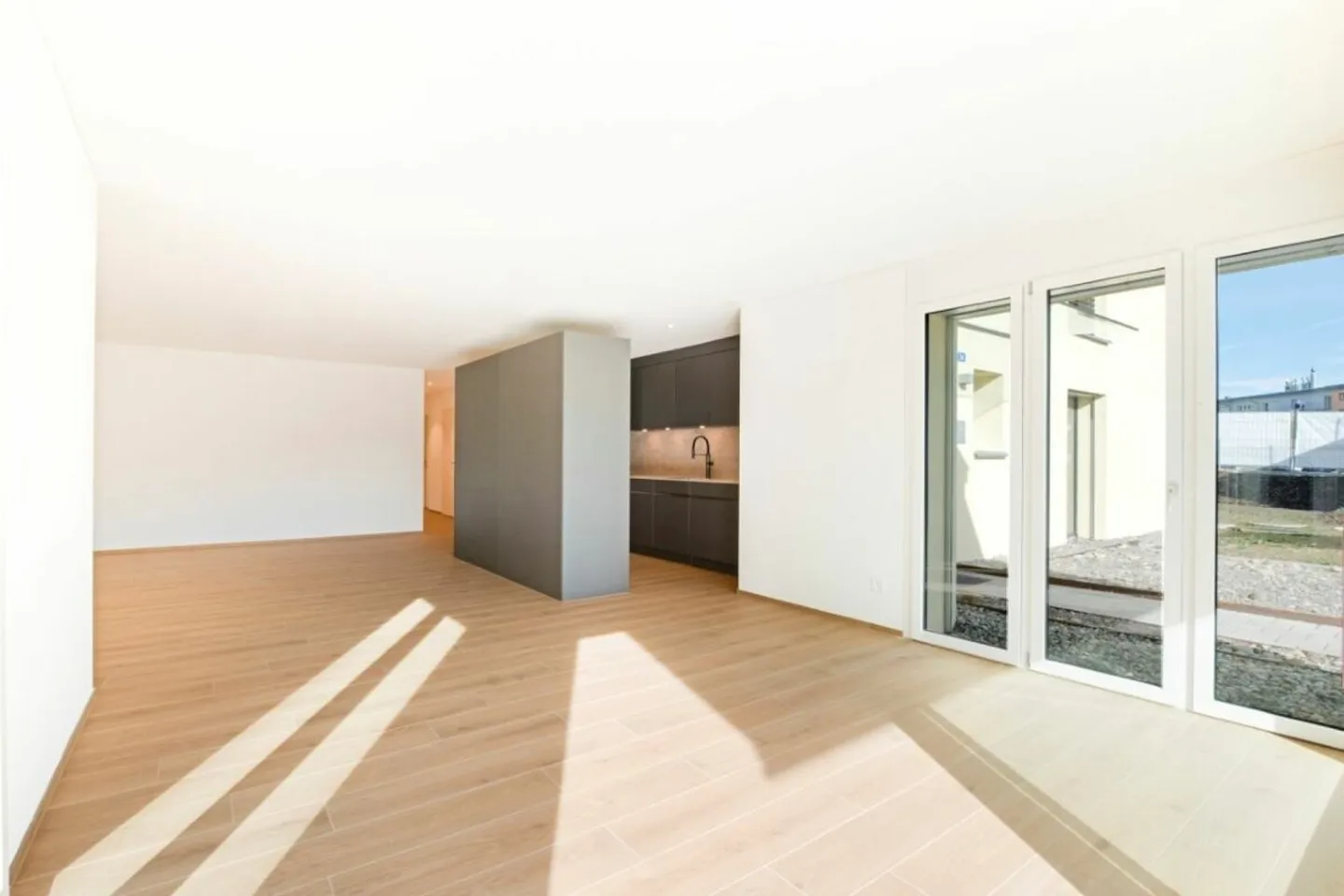 Modern Garden Apartment in Illnau - Photo 2 of 10