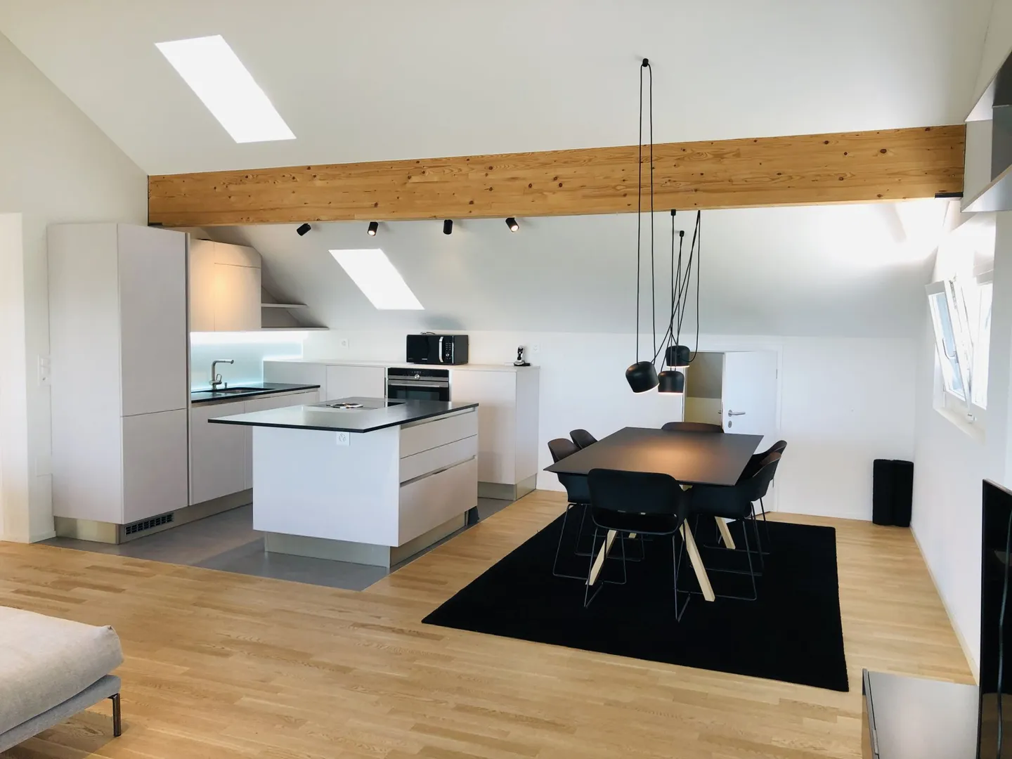 Appartamento di Lusso con Vista Lago - Foto 5 di 11