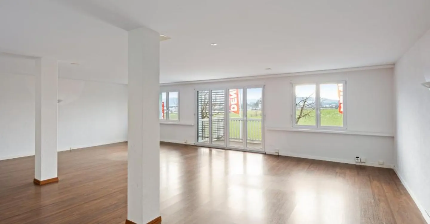 Votre nouveau lieu d'affaires sur la Bronschhoferstrasse à Wil - Photo 2 sur 7