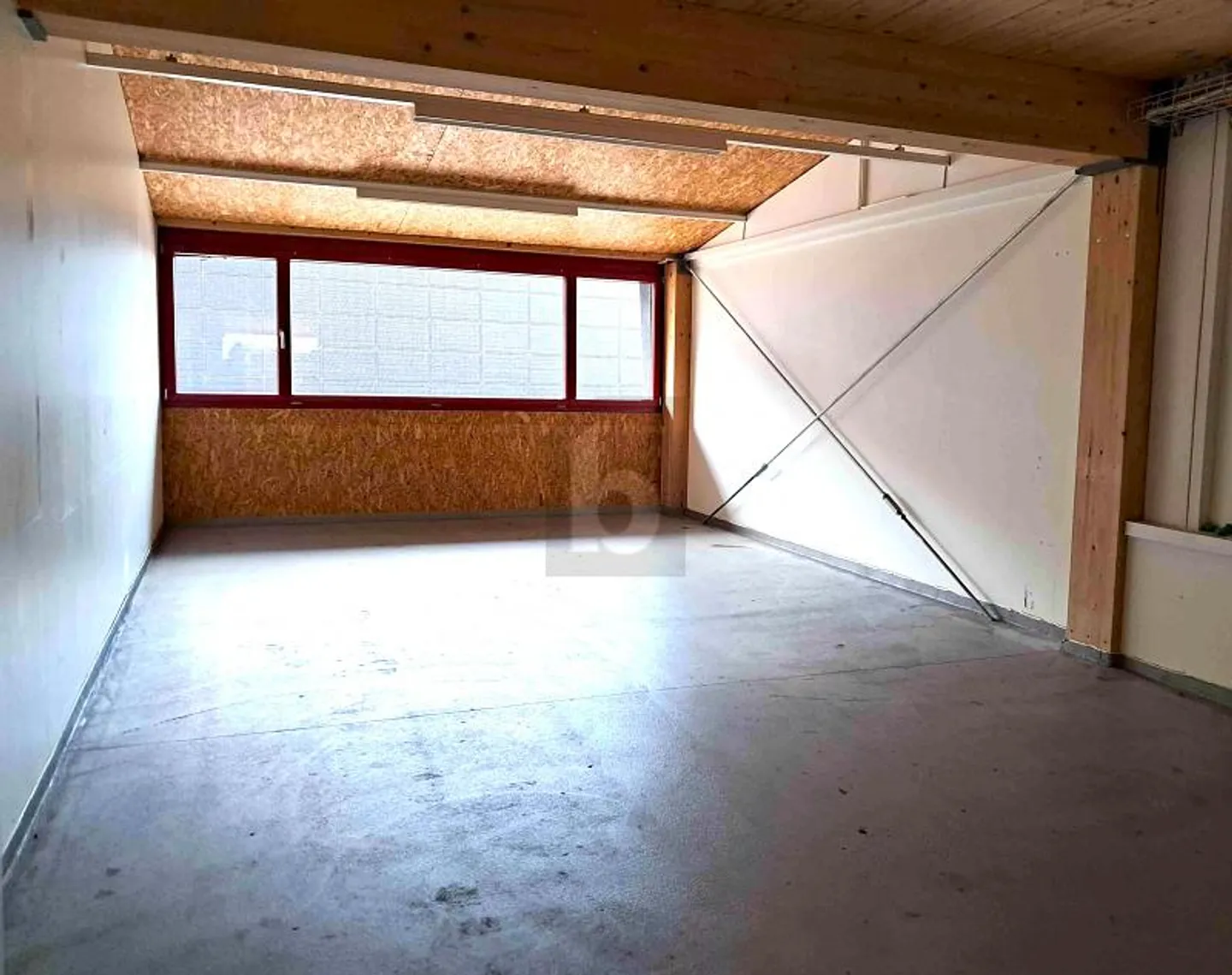 Cared-for Spaces, Versatile Use - Photo 4 of 6