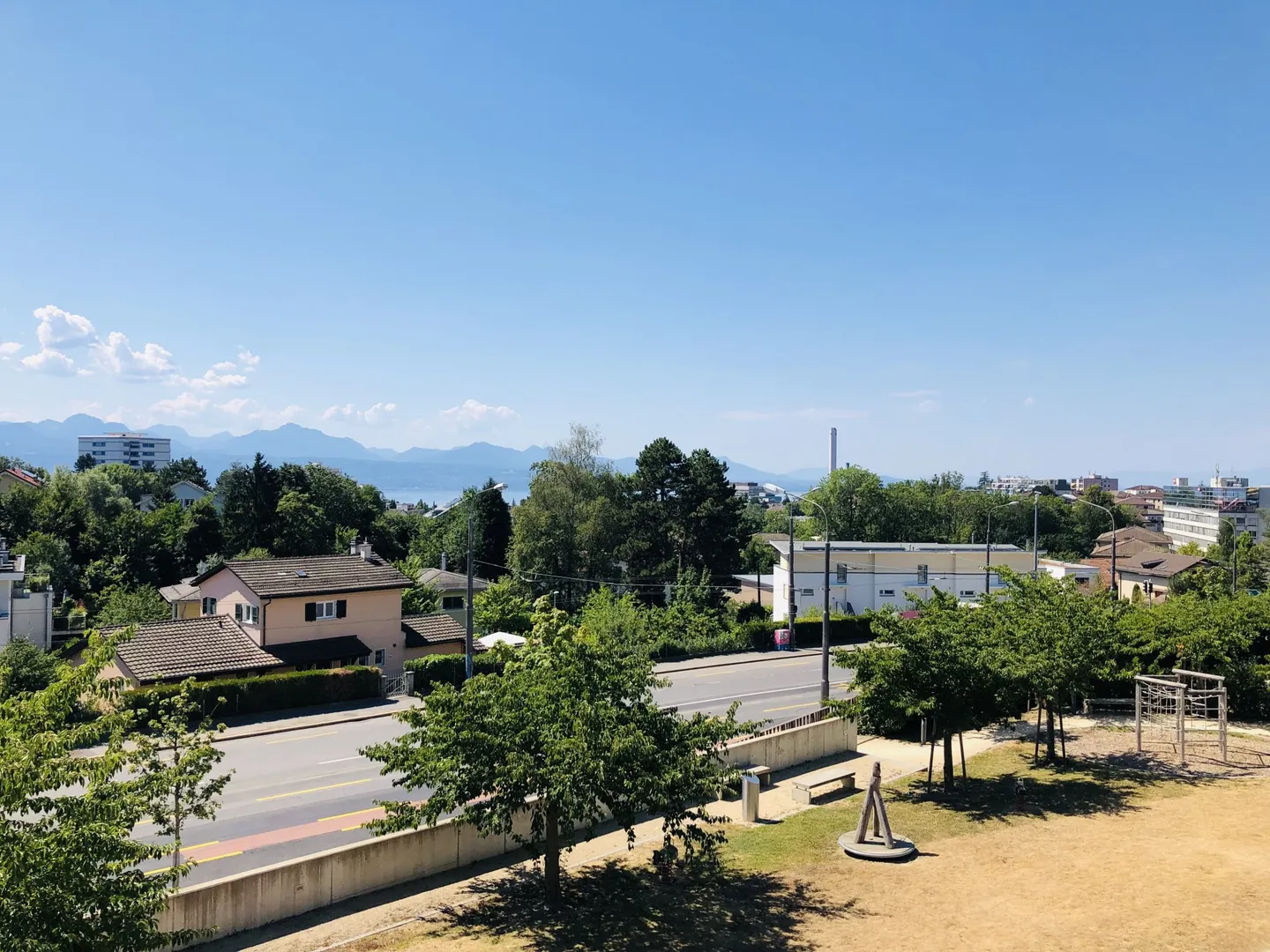 Appartamento di Lusso con Vista Lago - Foto 10 di 11