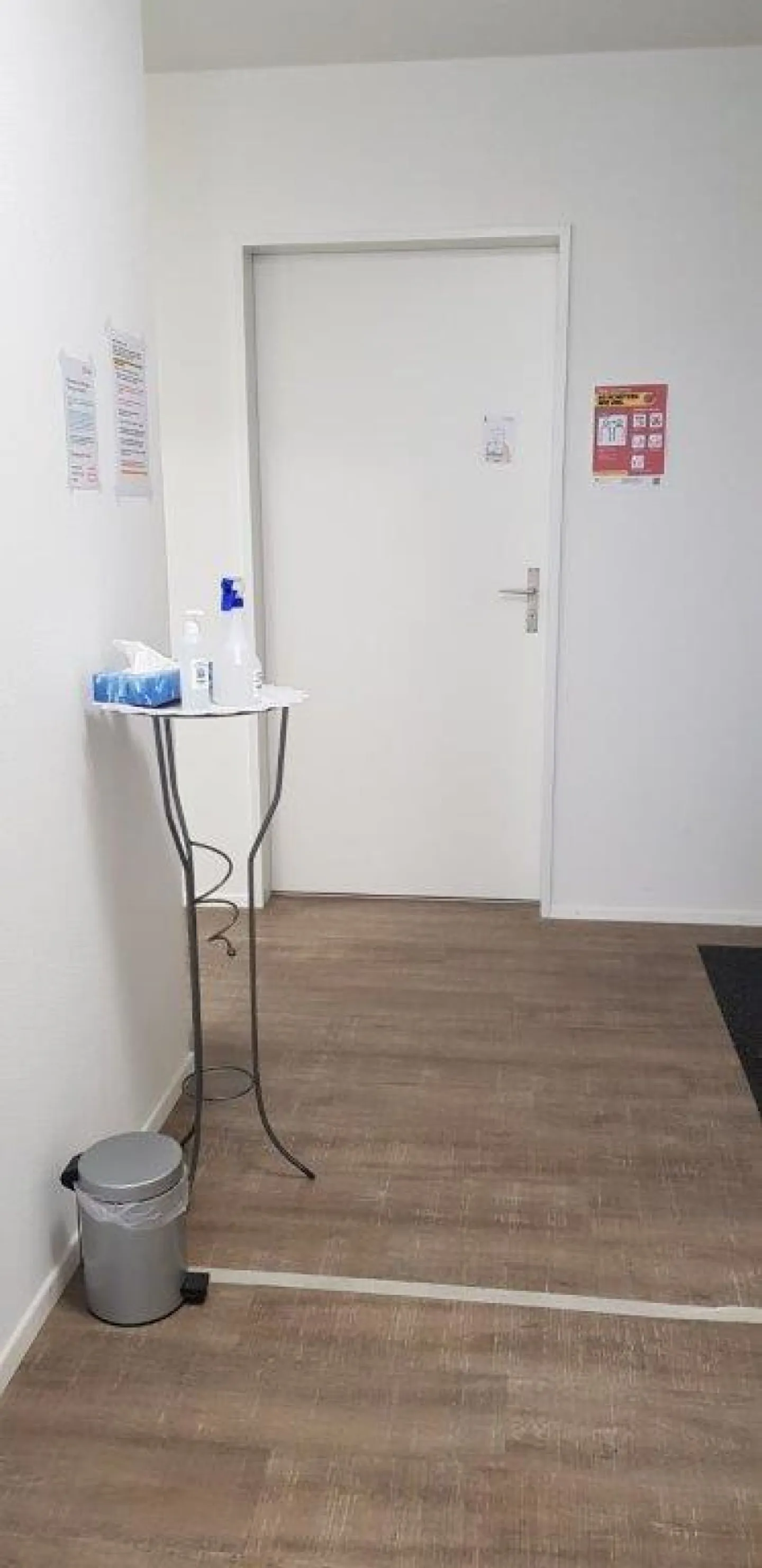 Salle de pratique / Atelier / Bureau - Photo 4 sur 7