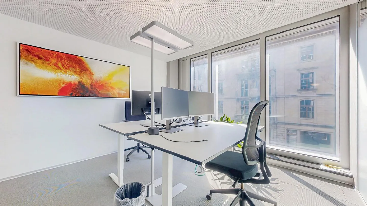 Modern, light-flooded office space in a central location ready for occupancy - Photo 13 of 13
