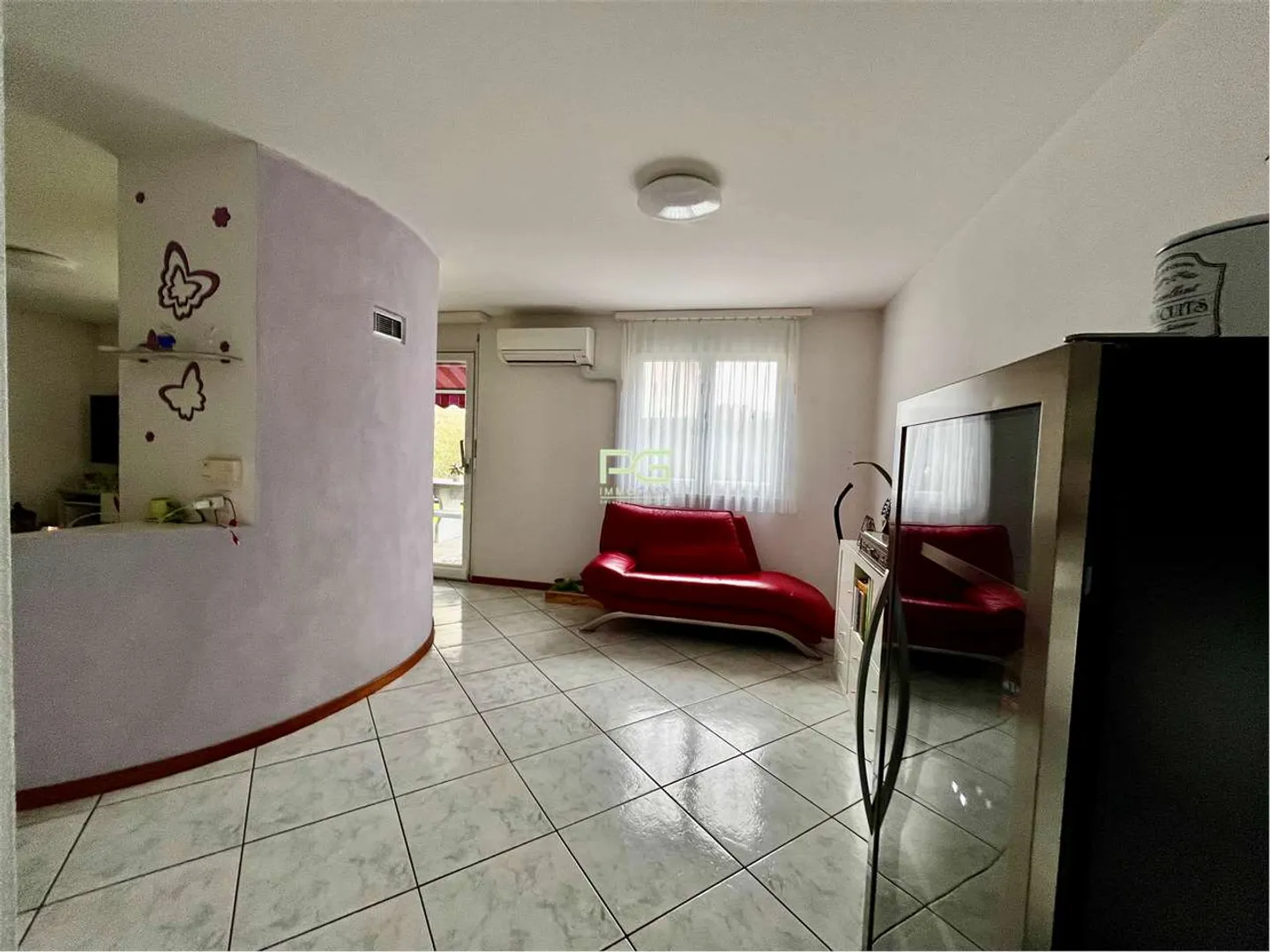 Large Single-Family House in Monte Carasso - Photo 4 of 13