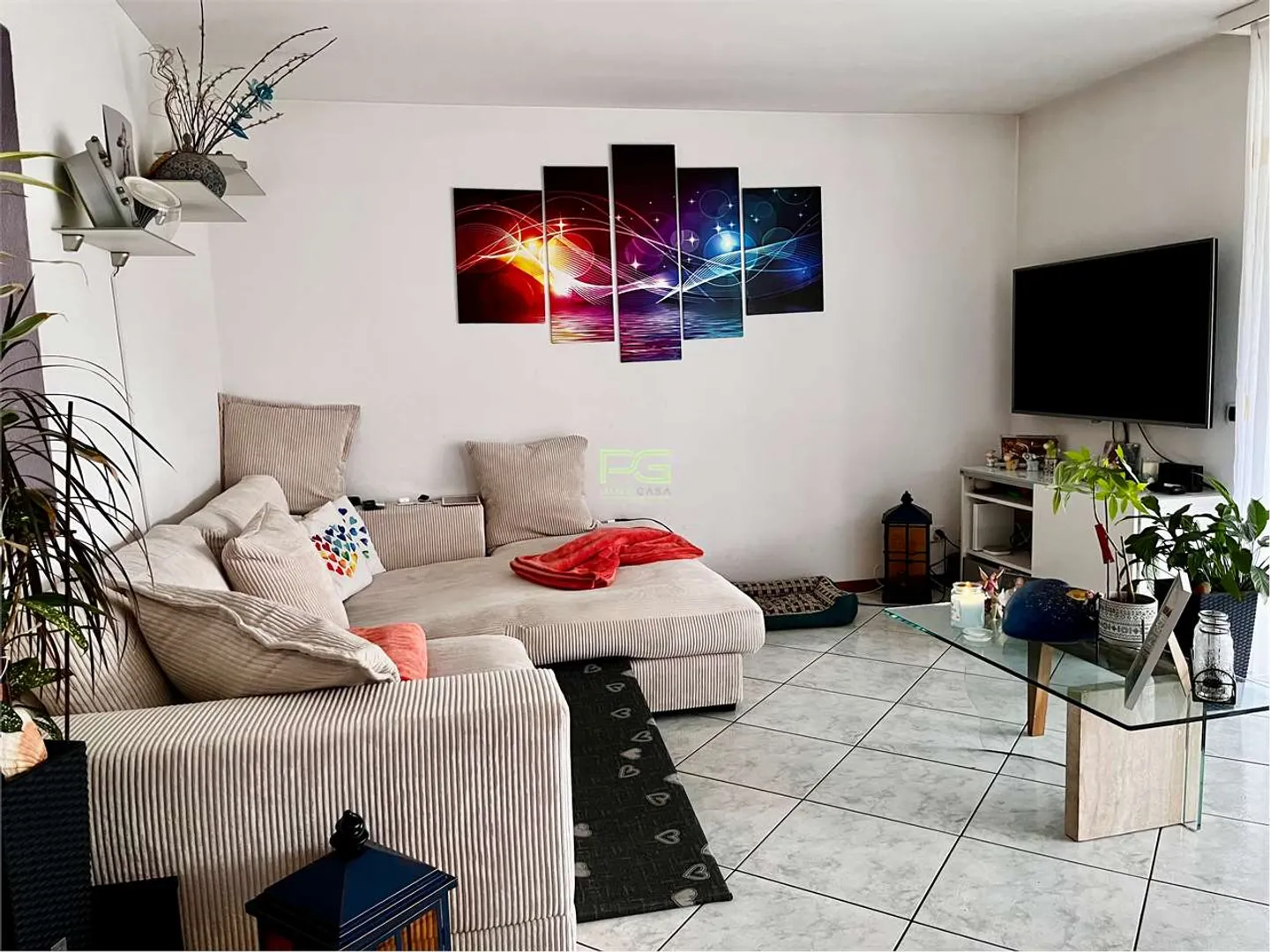 Large Single-Family House in Monte Carasso - Photo 3 of 13