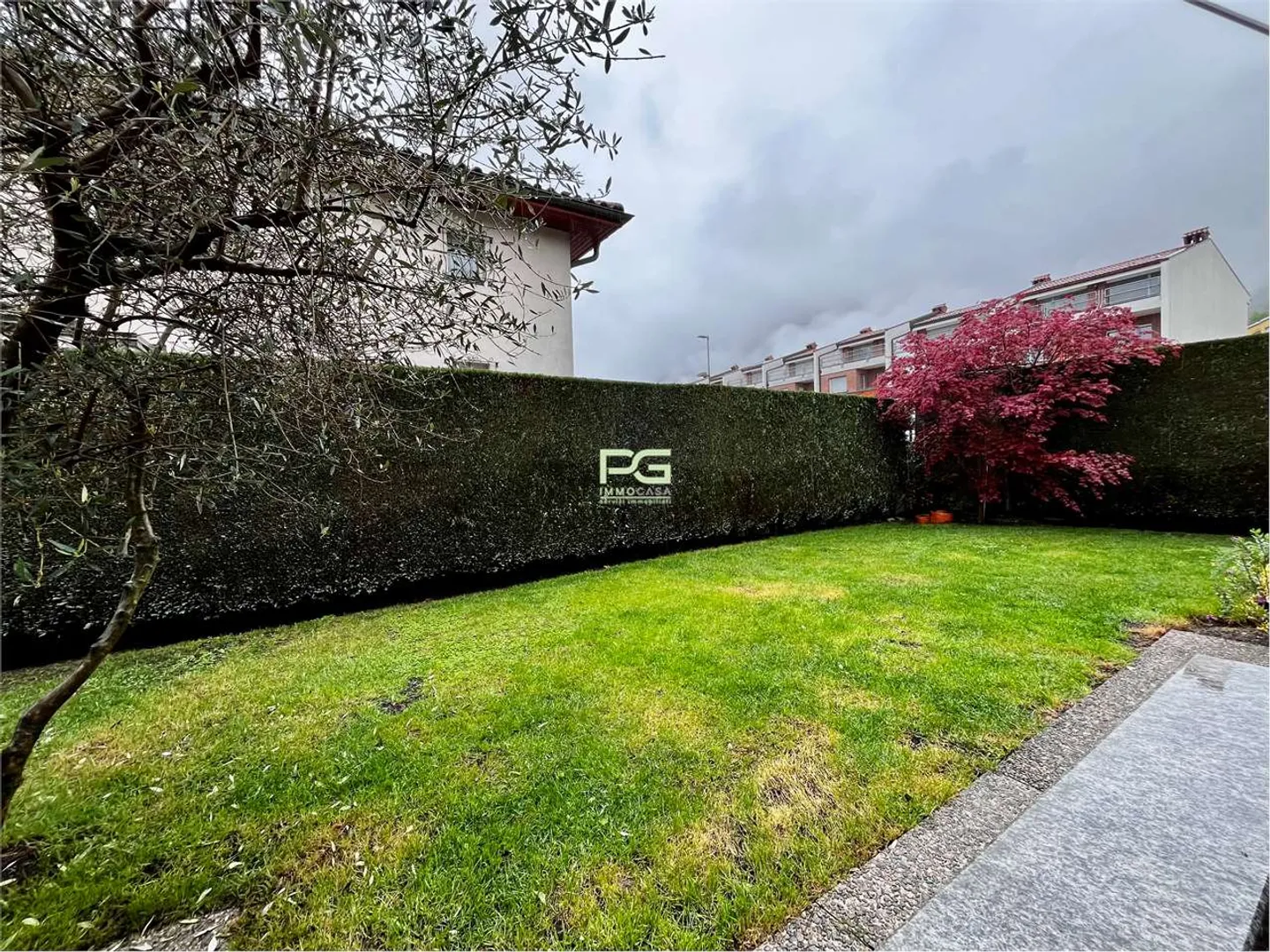 Large Single-Family House in Monte Carasso - Photo 10 of 13