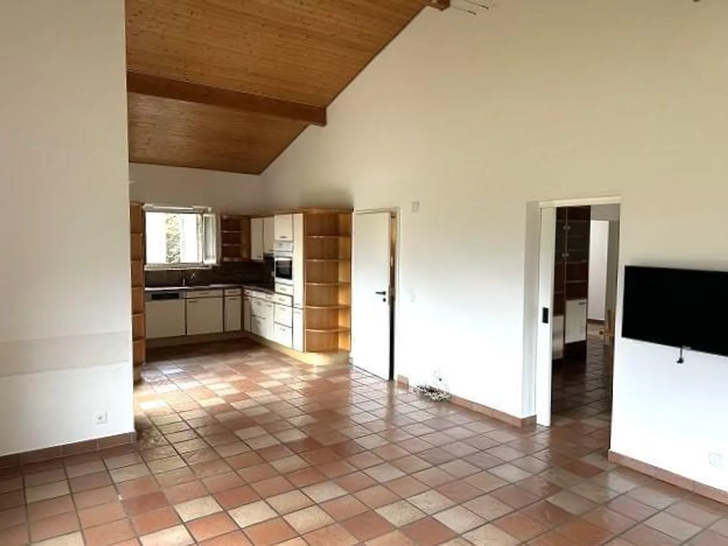 Villa di 6 1/2 locali con vignetto - Foto 2 di 29