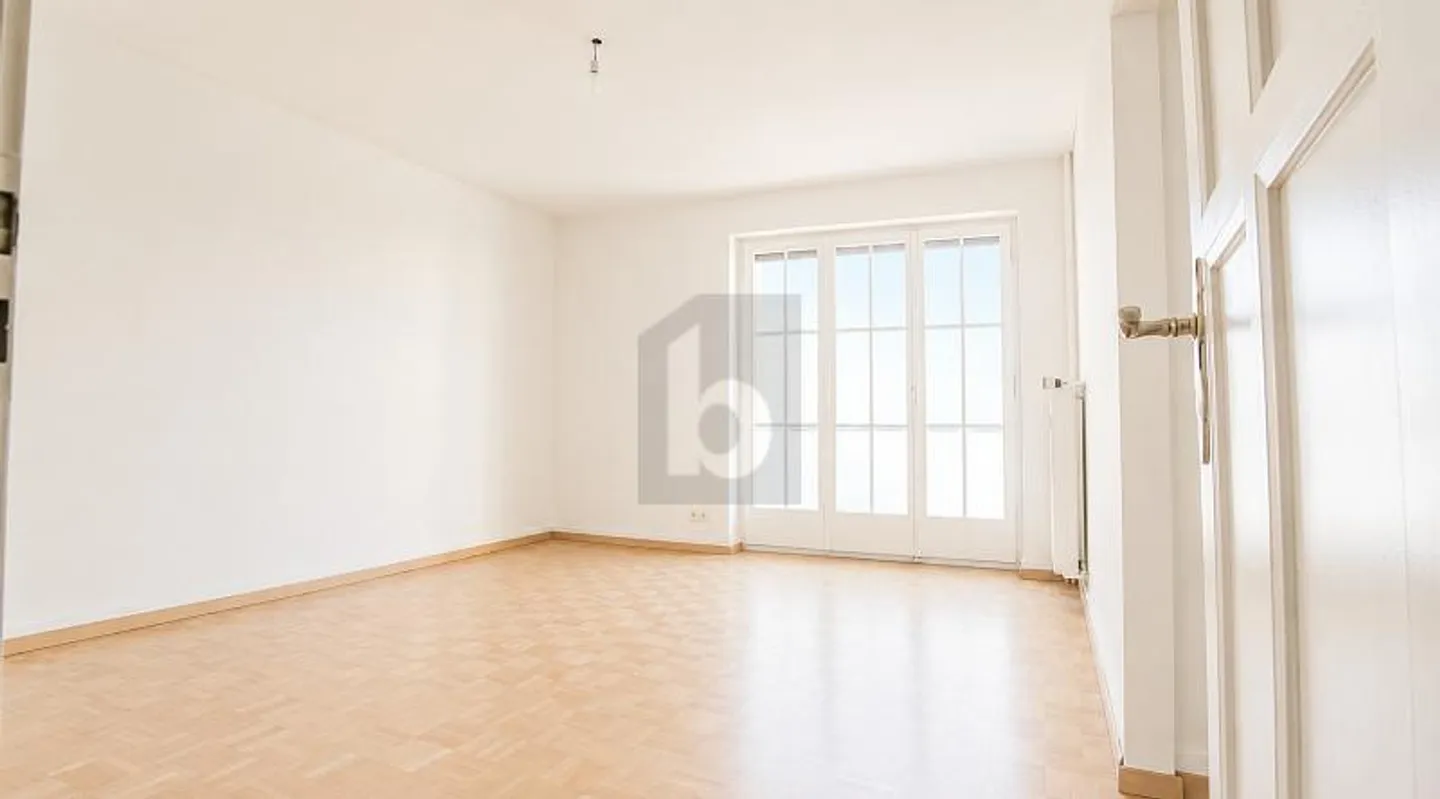 Apartment for sale - Photo 1 of 5