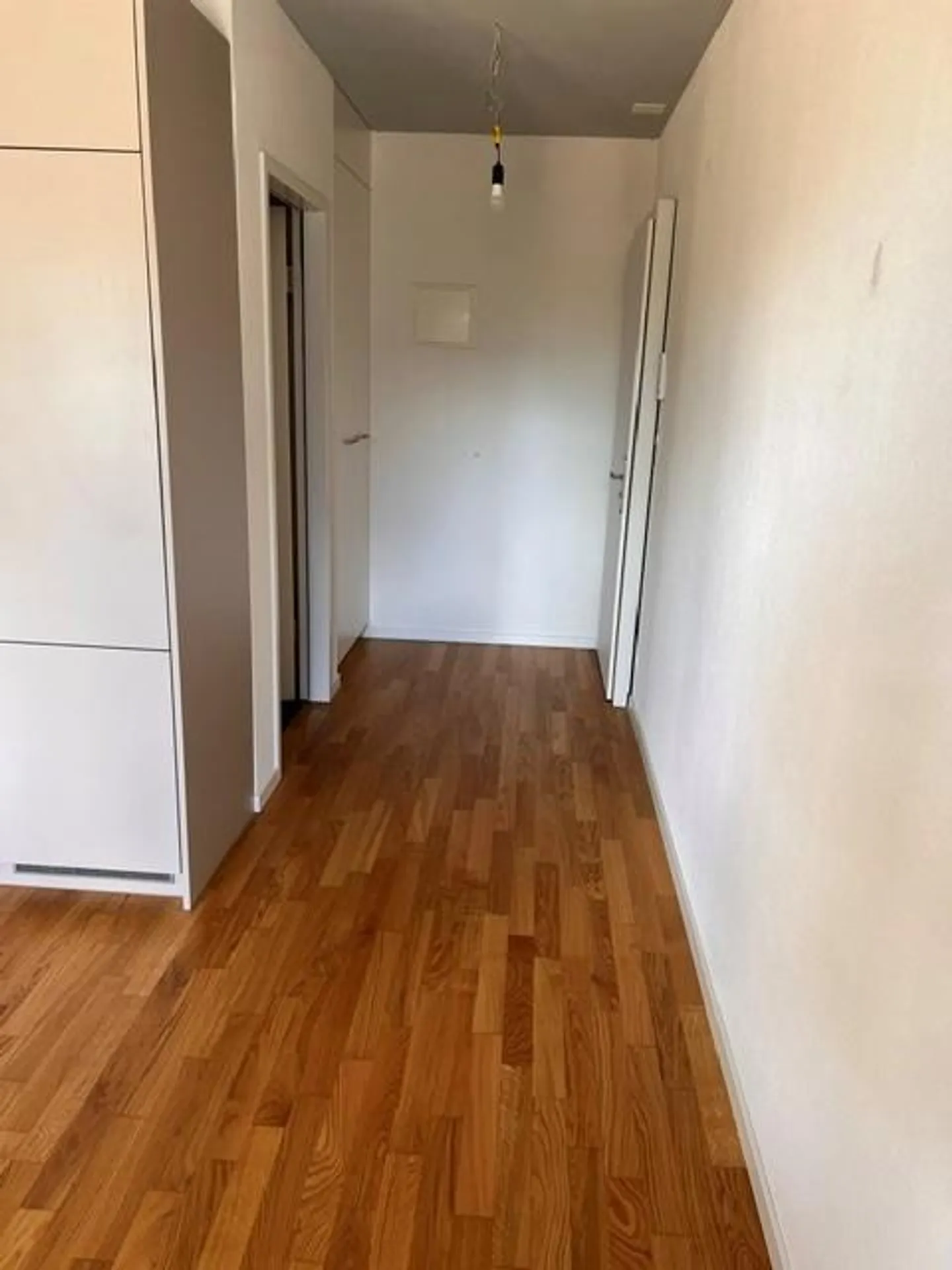 Appartamento moderno e luminoso con 1 camera nel quartiere di Hirzbrunnen! - Foto 5 di 6