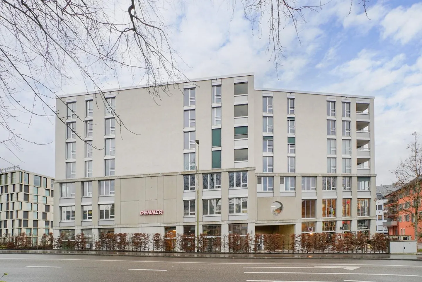 Best Location for Your Business - Photo 4 of 9