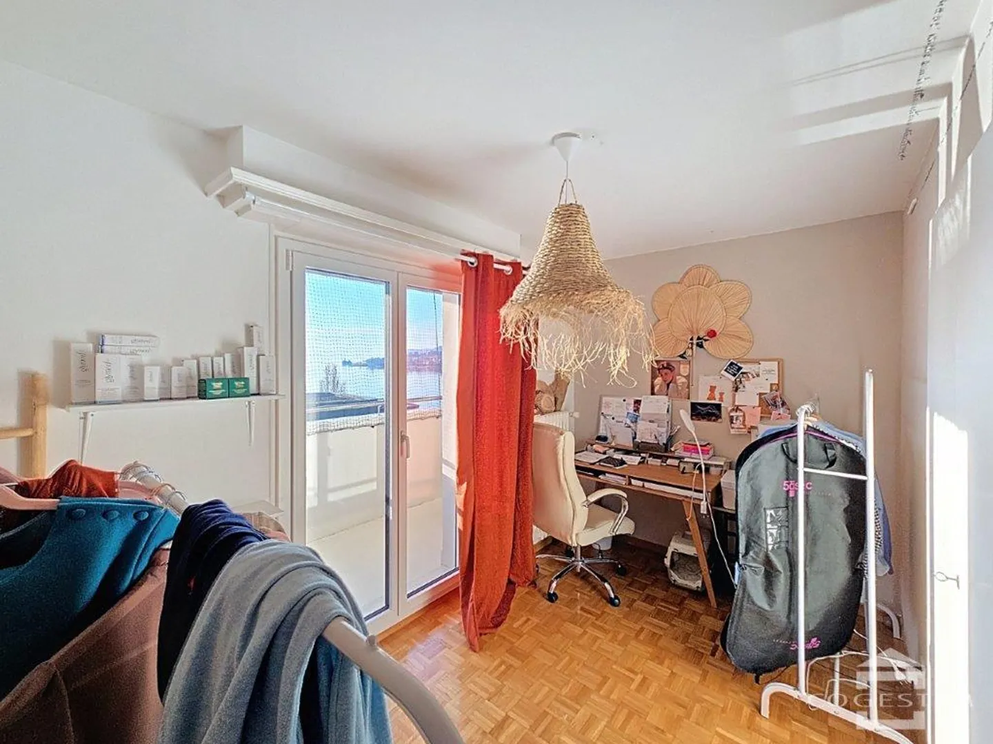 3.5 Room Apartment - Photo 3 of 11