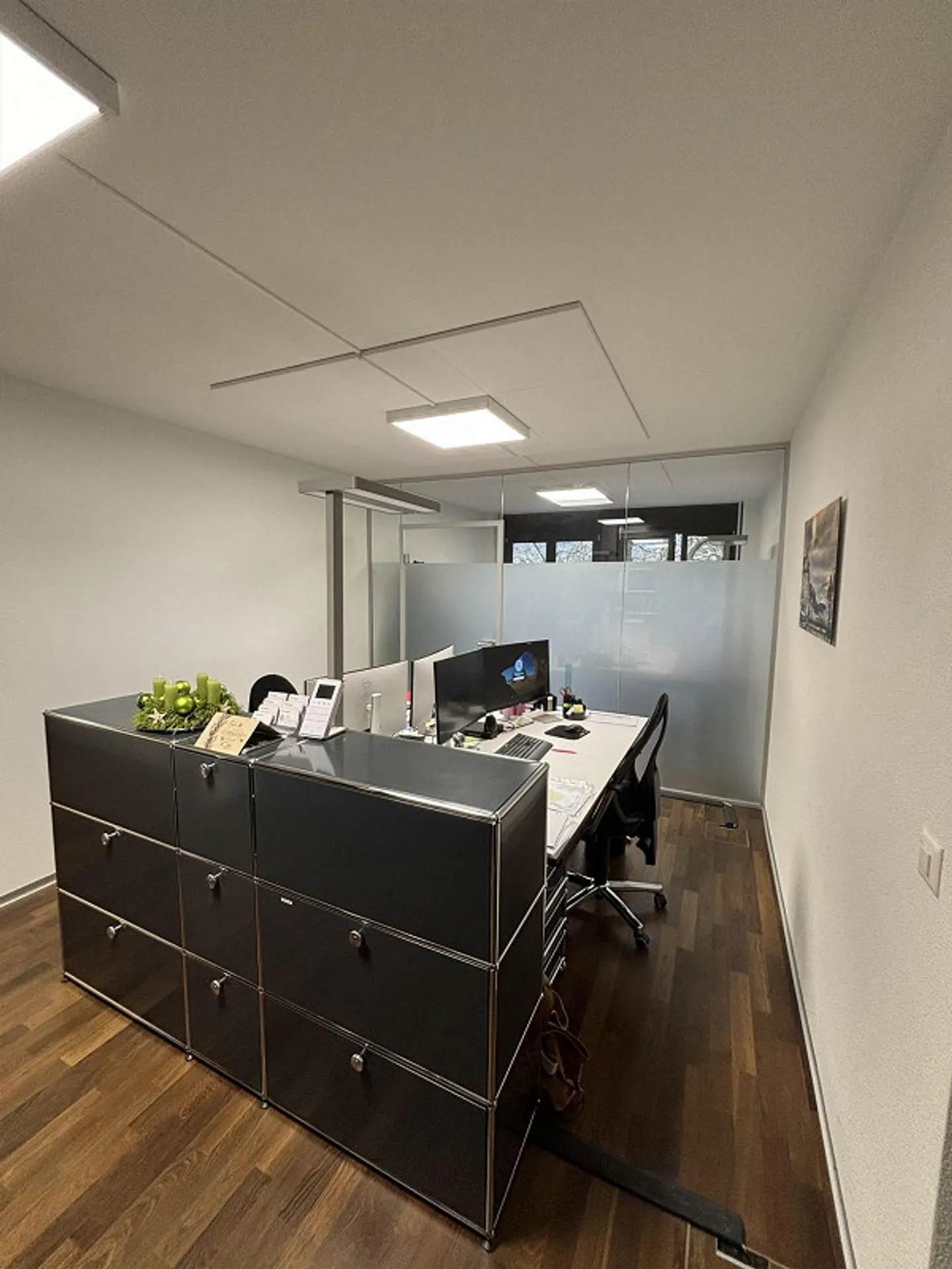 Exklusive 194m² Gewerbefläche am Alpenquai Luzern – saniert 2024 - Foto 4 von 9