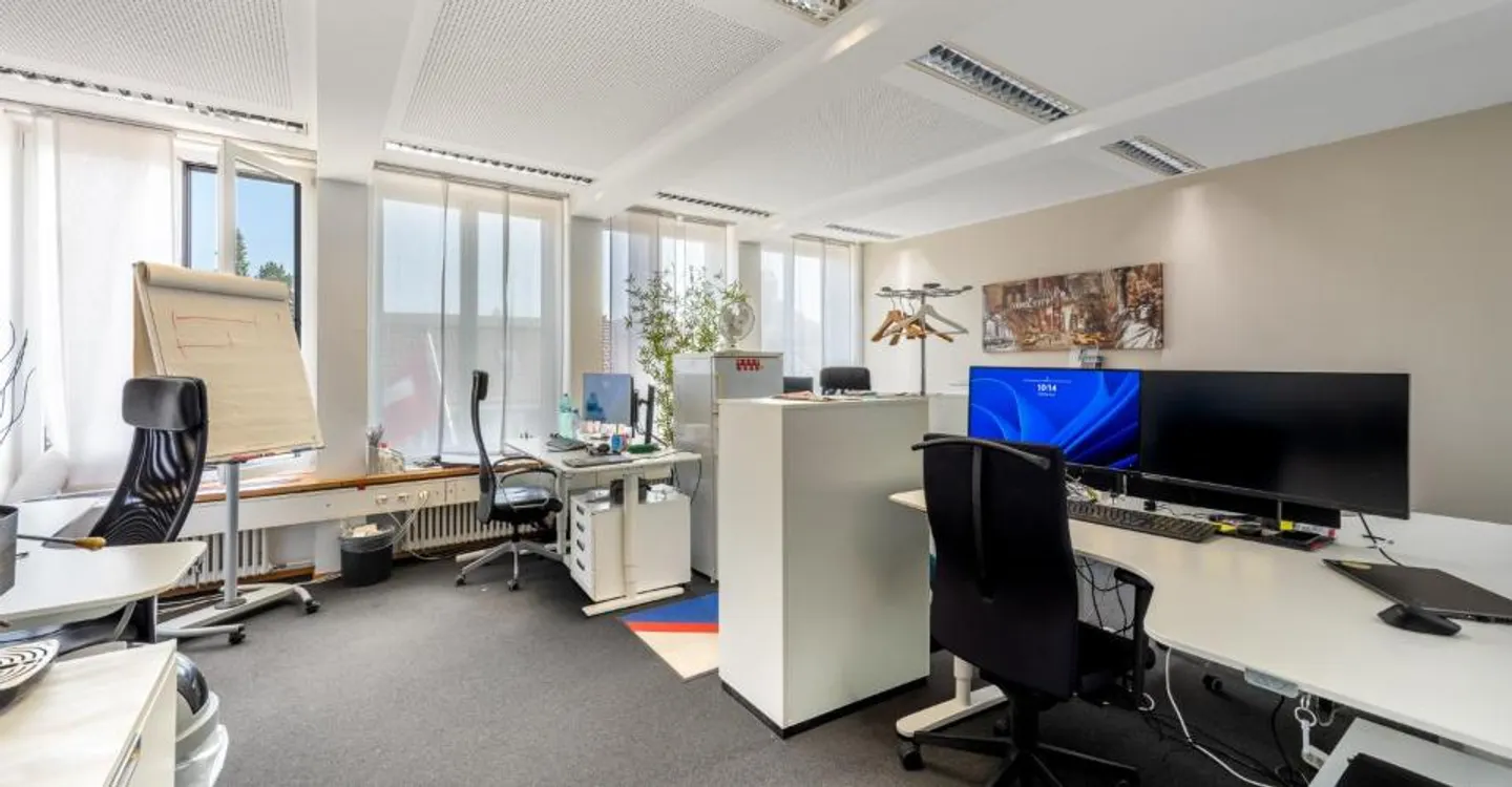 Spazio ufficio rappresentativo in una posizione centrale a Wohlen - Foto 9 di 12