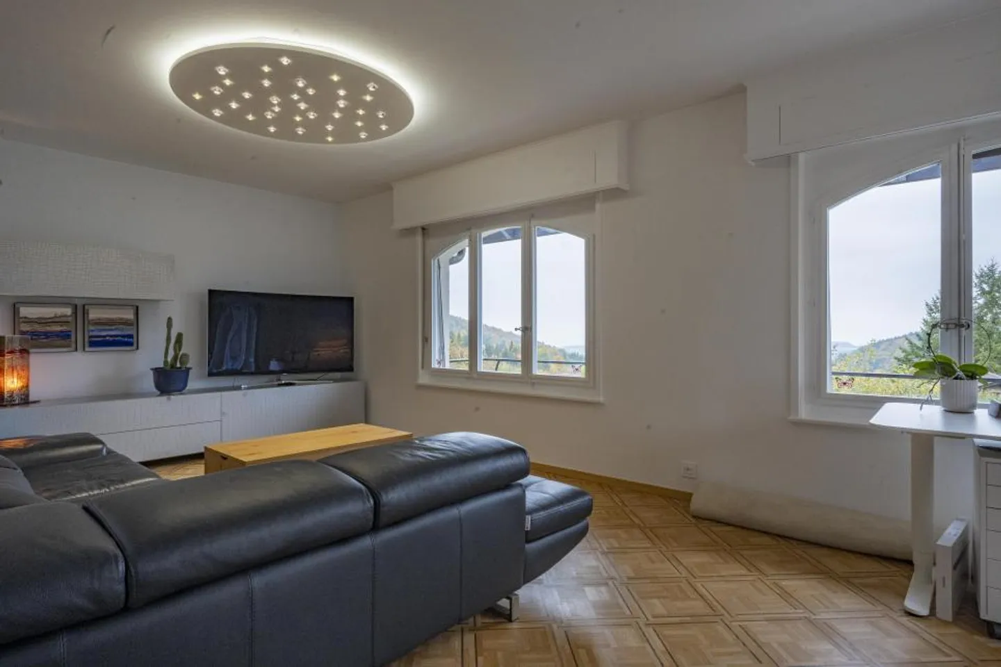 Blick auf den See und die Natur, individuell renoviert im Jahr 2021 - Foto 3 von 7
