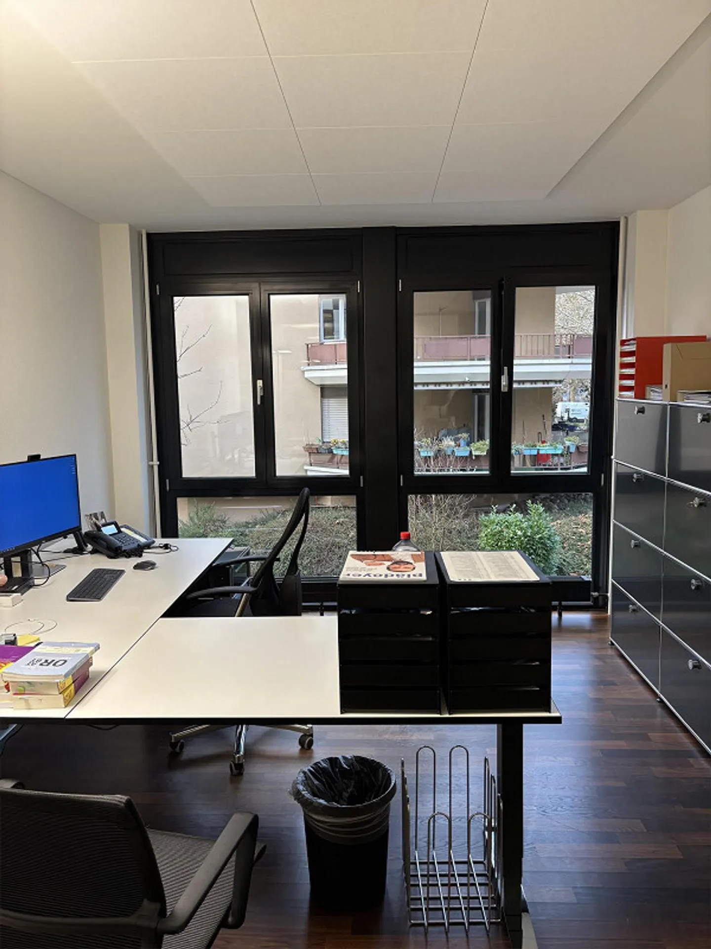 Exklusive 194m² Gewerbefläche am Alpenquai Luzern – saniert 2024 - Foto 7 von 9