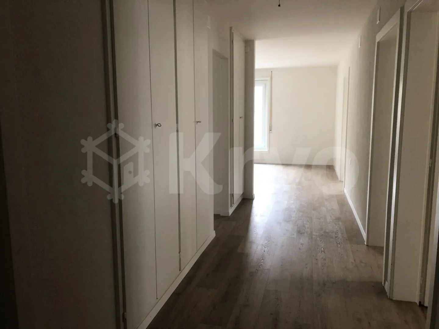 Appartement 4 pièces rénové - Photo 8 sur 9