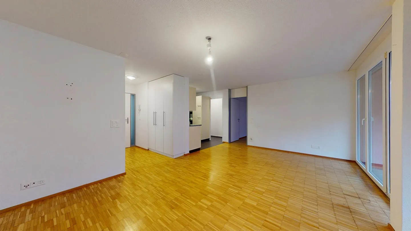 Moderne Wohnung mit grossem Balkon - Foto 6 von 13