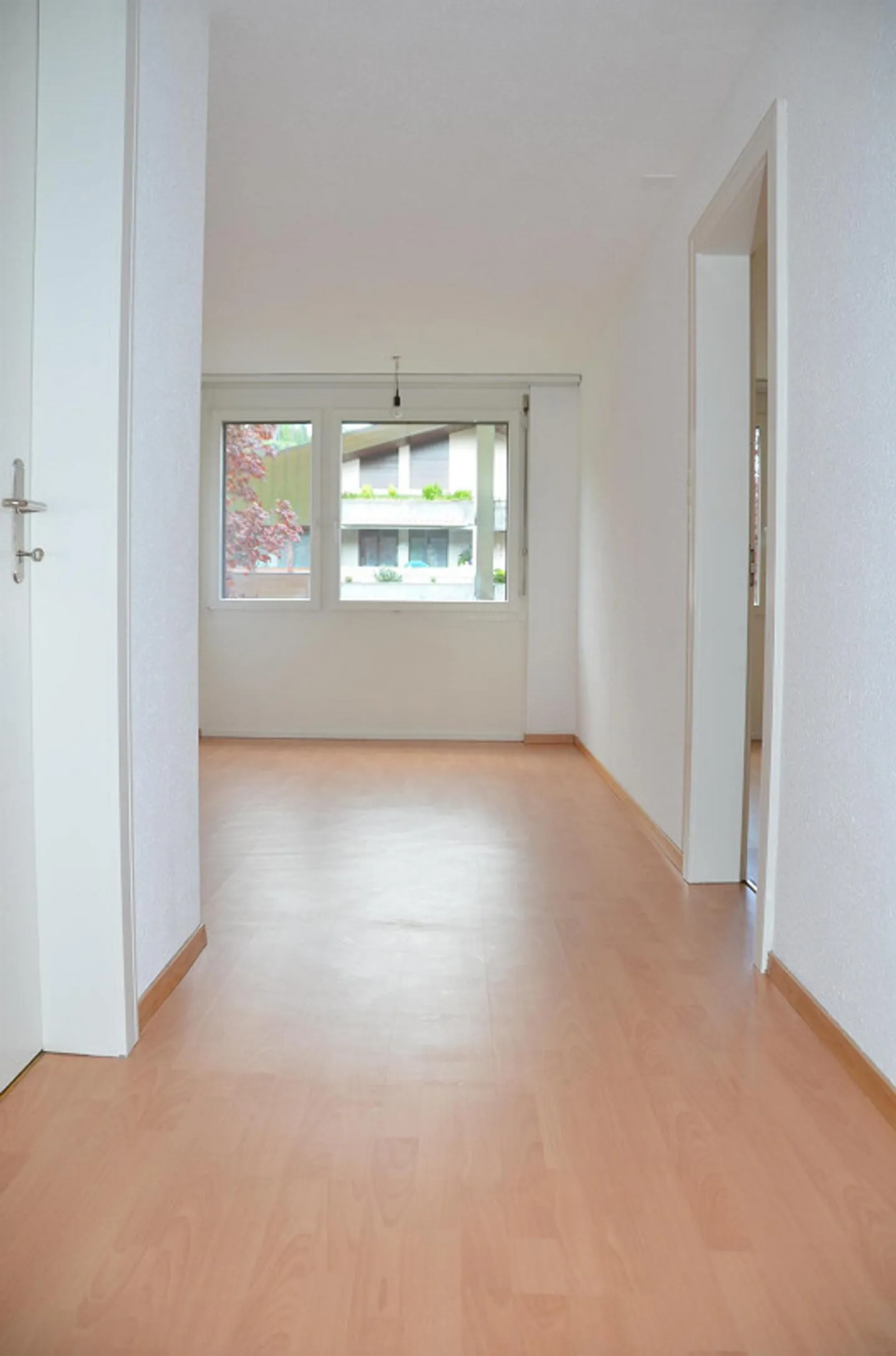Grosszügige Wohnung mit Balkon - Foto 7 von 14