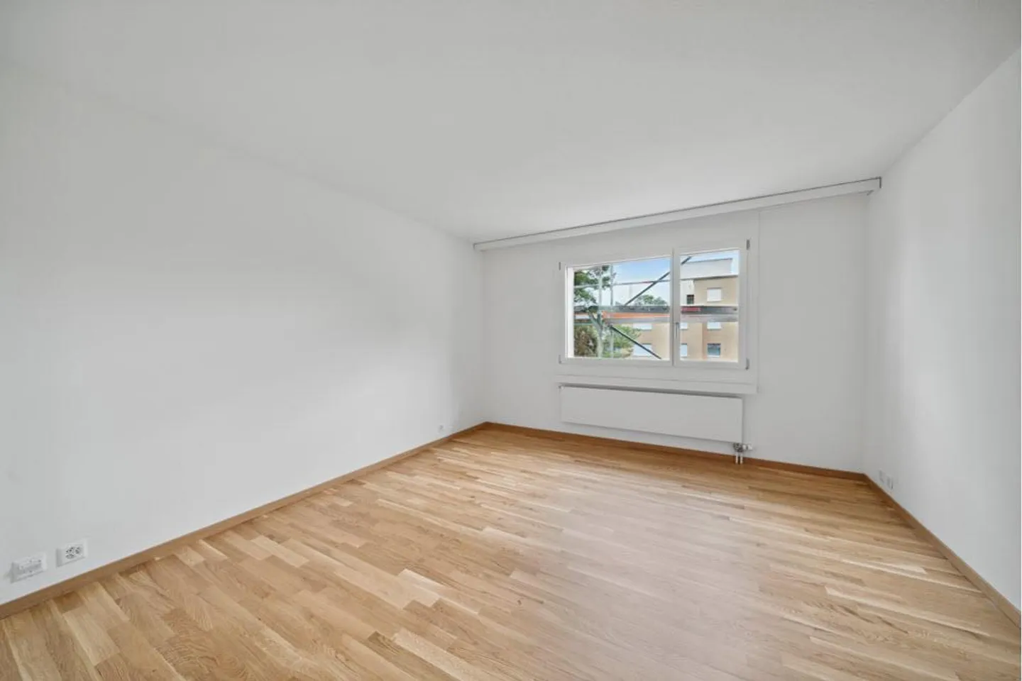 High-quality renovated 3.5-room attic apartment - Photo 6 of 11