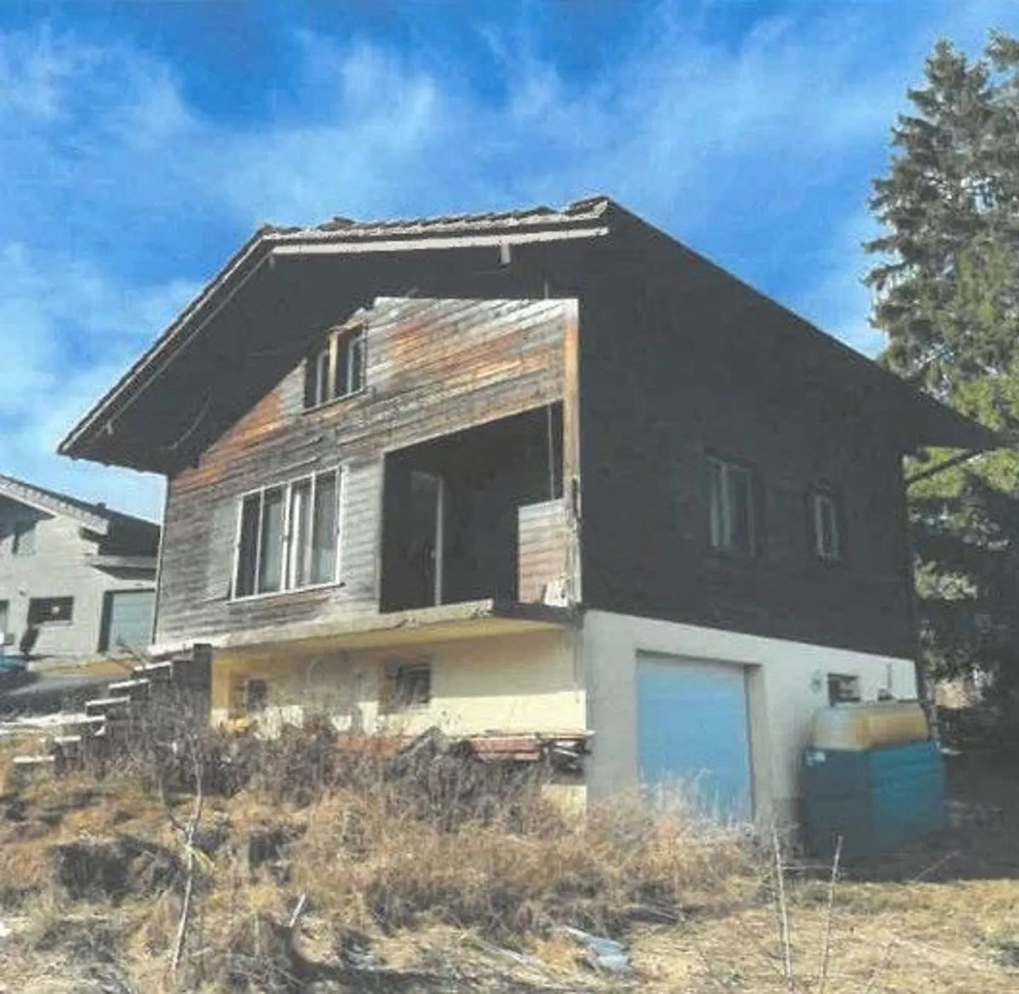 Auction Property with Land - Photo 2 of 13