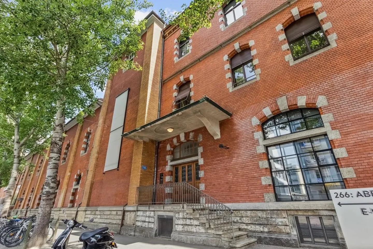 Historischer Gewerberaum in Zürich - Foto 1 von 8