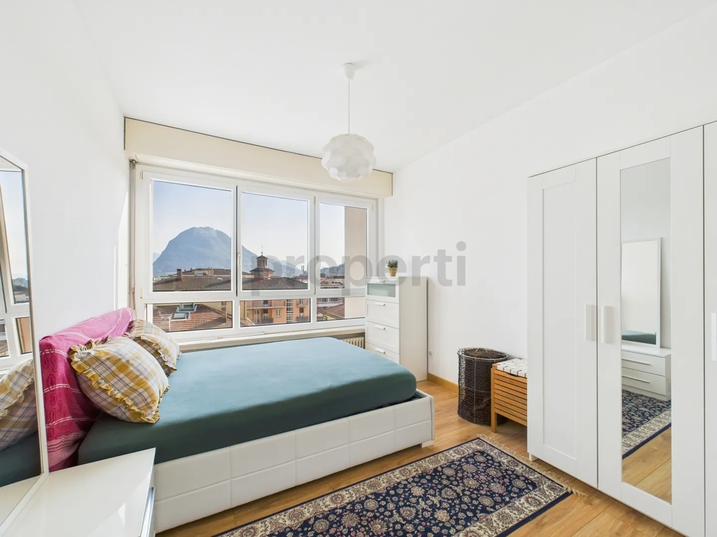 Bellissimo appartamento con 3,5 stanze e vista lago - Foto 2 di 7