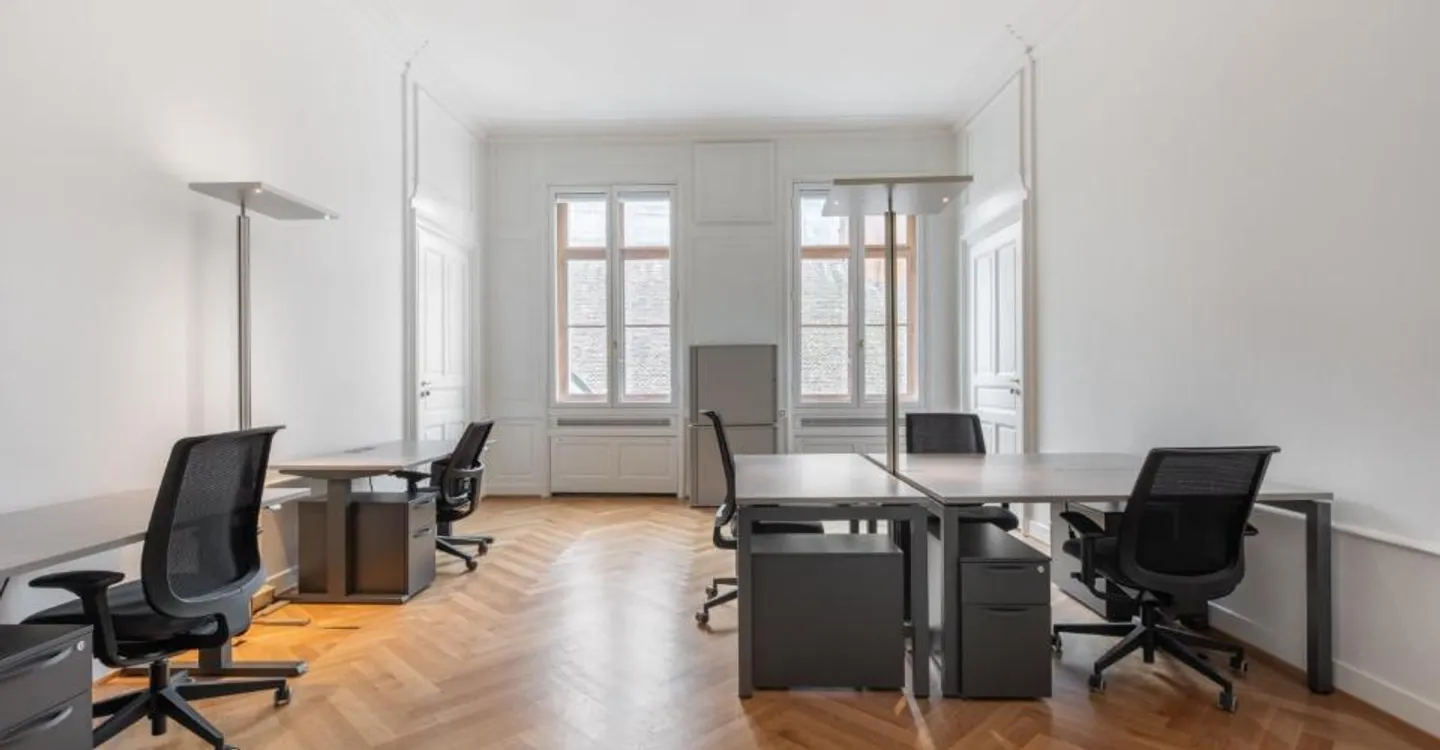 Private Office for 3 at Signature Rhone - Photo 4 of 11