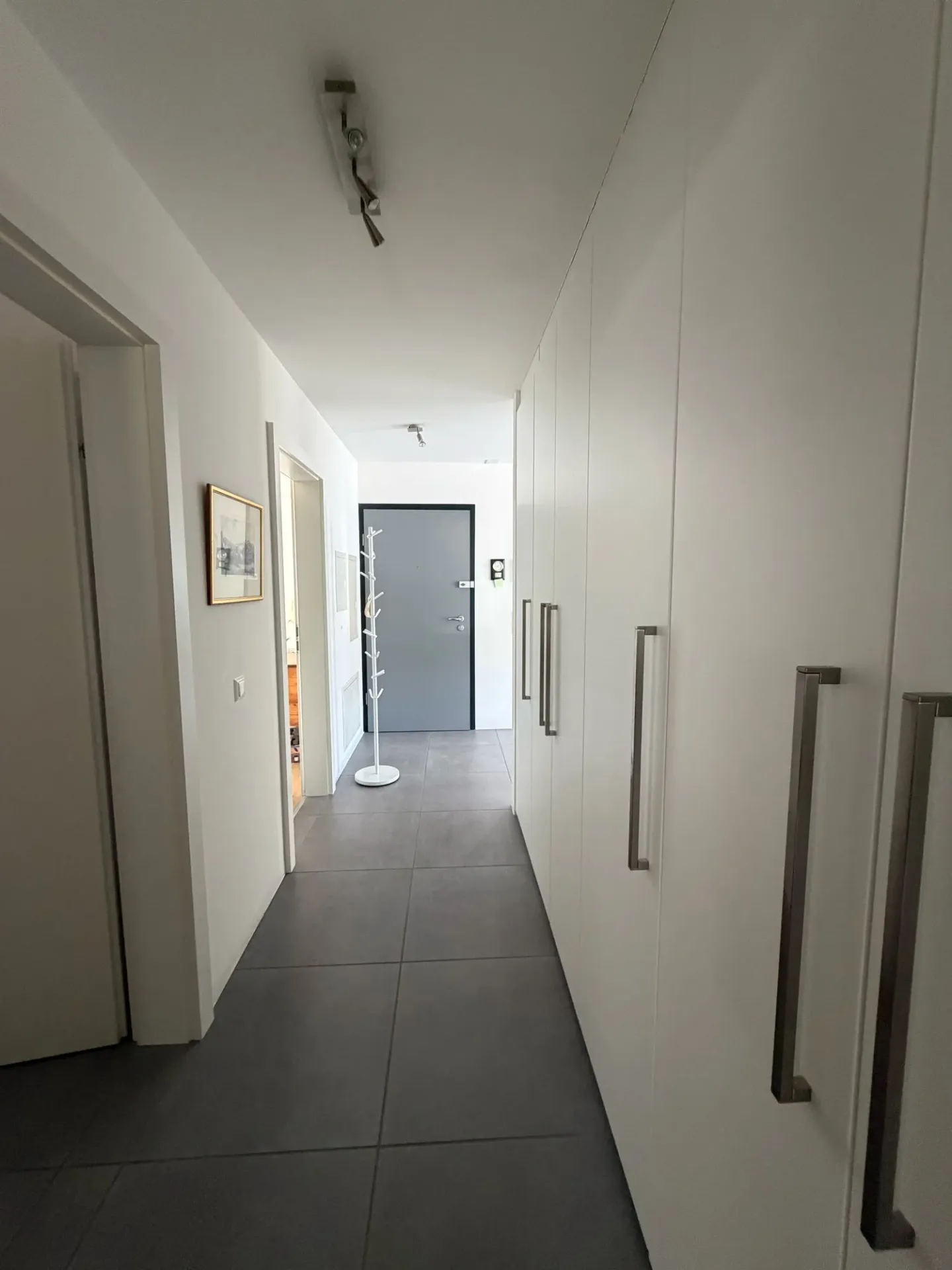 Bright 4.5-room apartment in Muralto - Primary residence - Photo 12 of 14