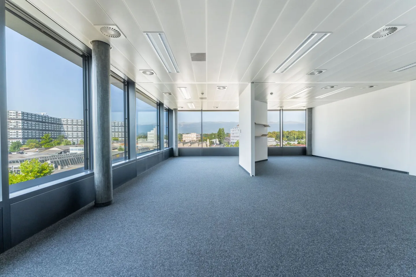 Superficie amministrativa di 292 m² al 4° piano - grandi spazi per uffici luminosi e modulari - Foto 2 di 7