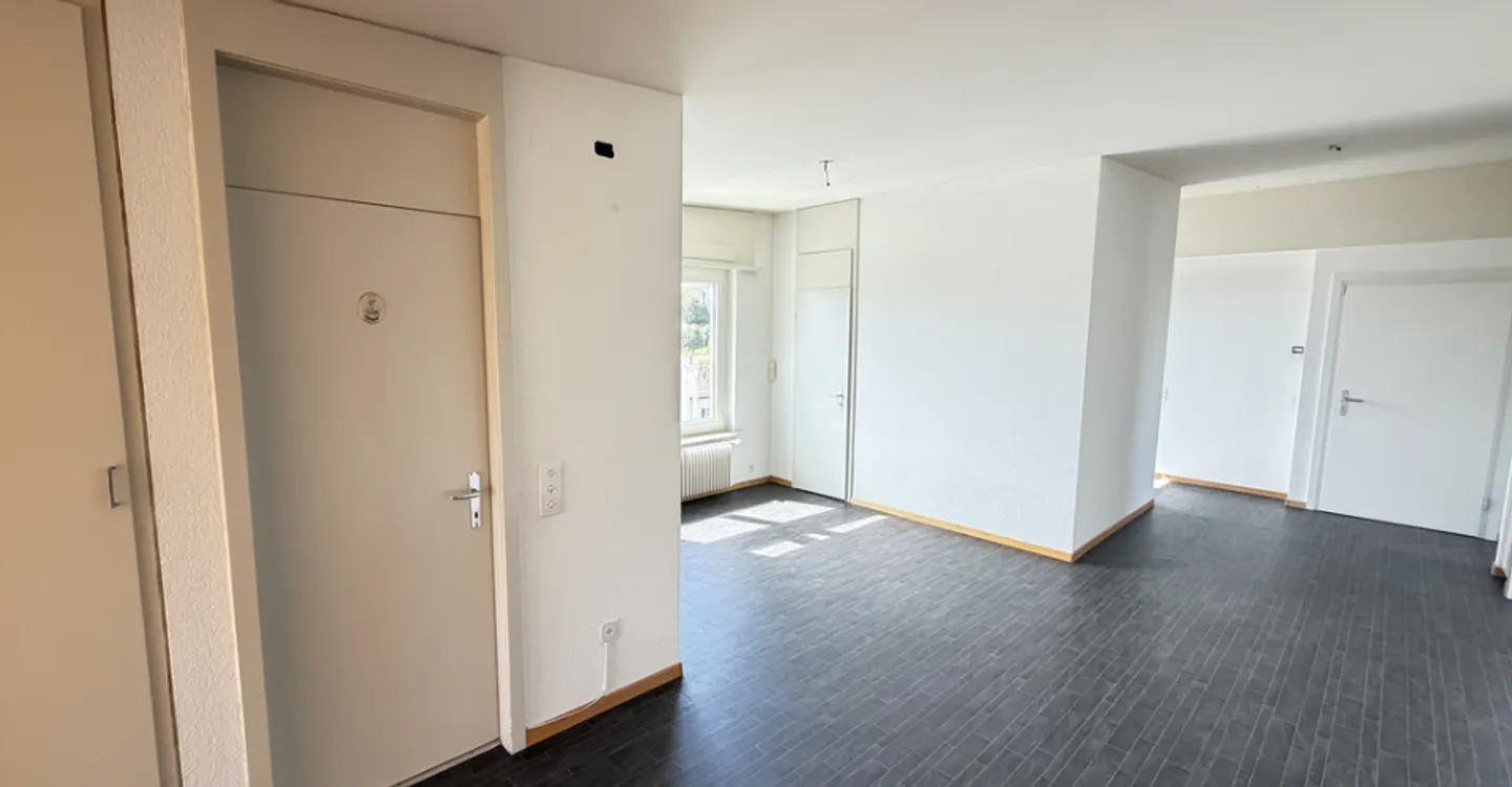 Geräumige Dachgeschosswohnung mit Panoramaterrasse - Foto 8 von 11