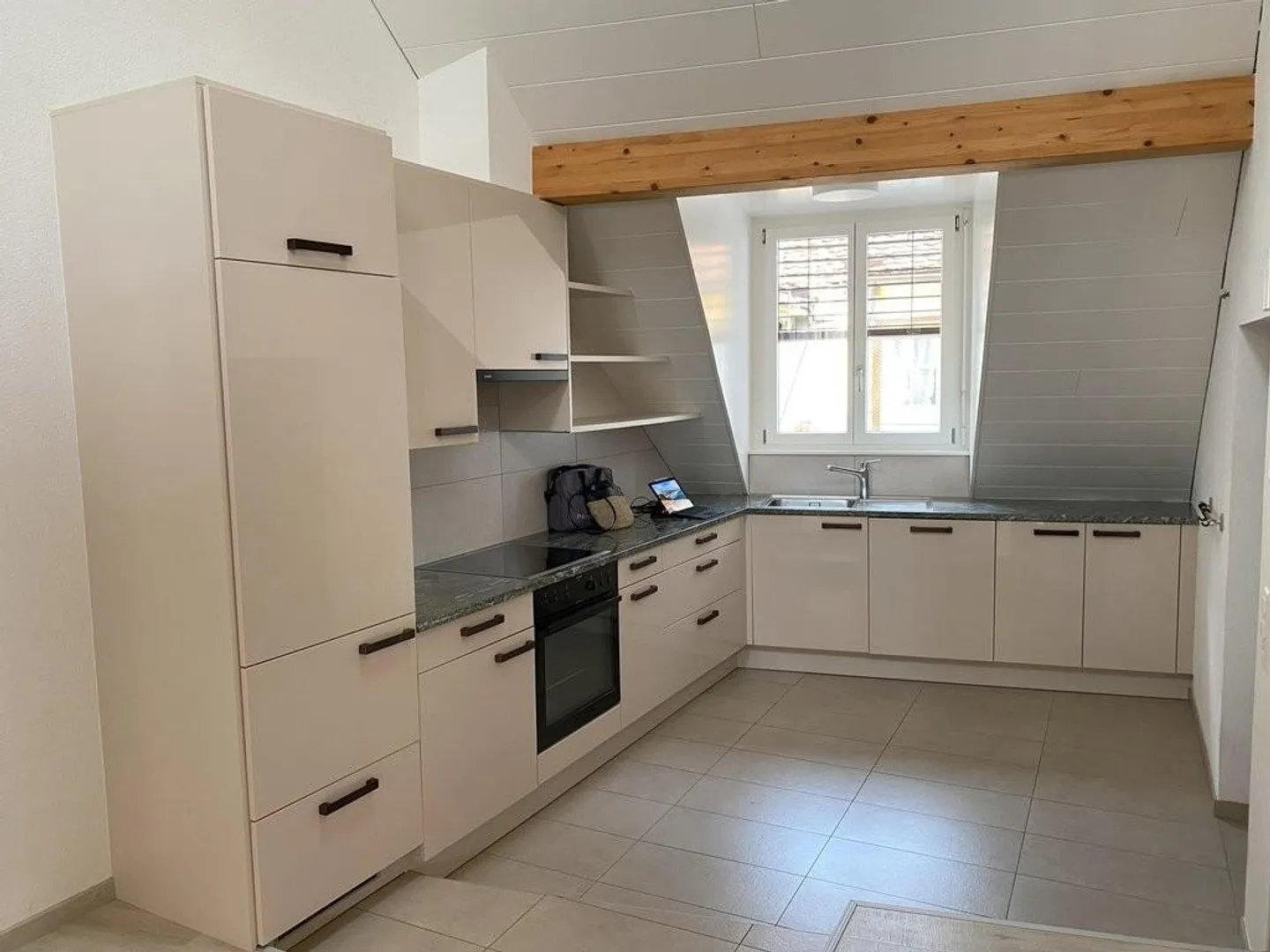 Grande duplex luminoso con carattere! - Foto 4 di 9